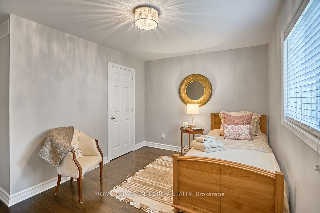 Photo 33 of 21 Insmill Crescent, Ottawa, Kanata - Kanata Lakes/Heritage Hills — HOMEH