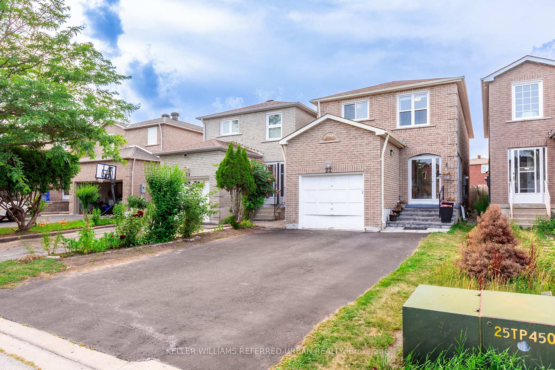 Photo 1 of 22 Kyla Crescent, Markham, Milliken Mills East — HOMEH