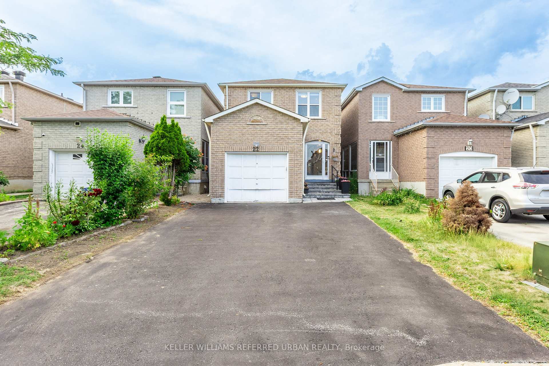 Photo 2 of 22 Kyla Crescent, Markham, Milliken Mills East — HOMEH