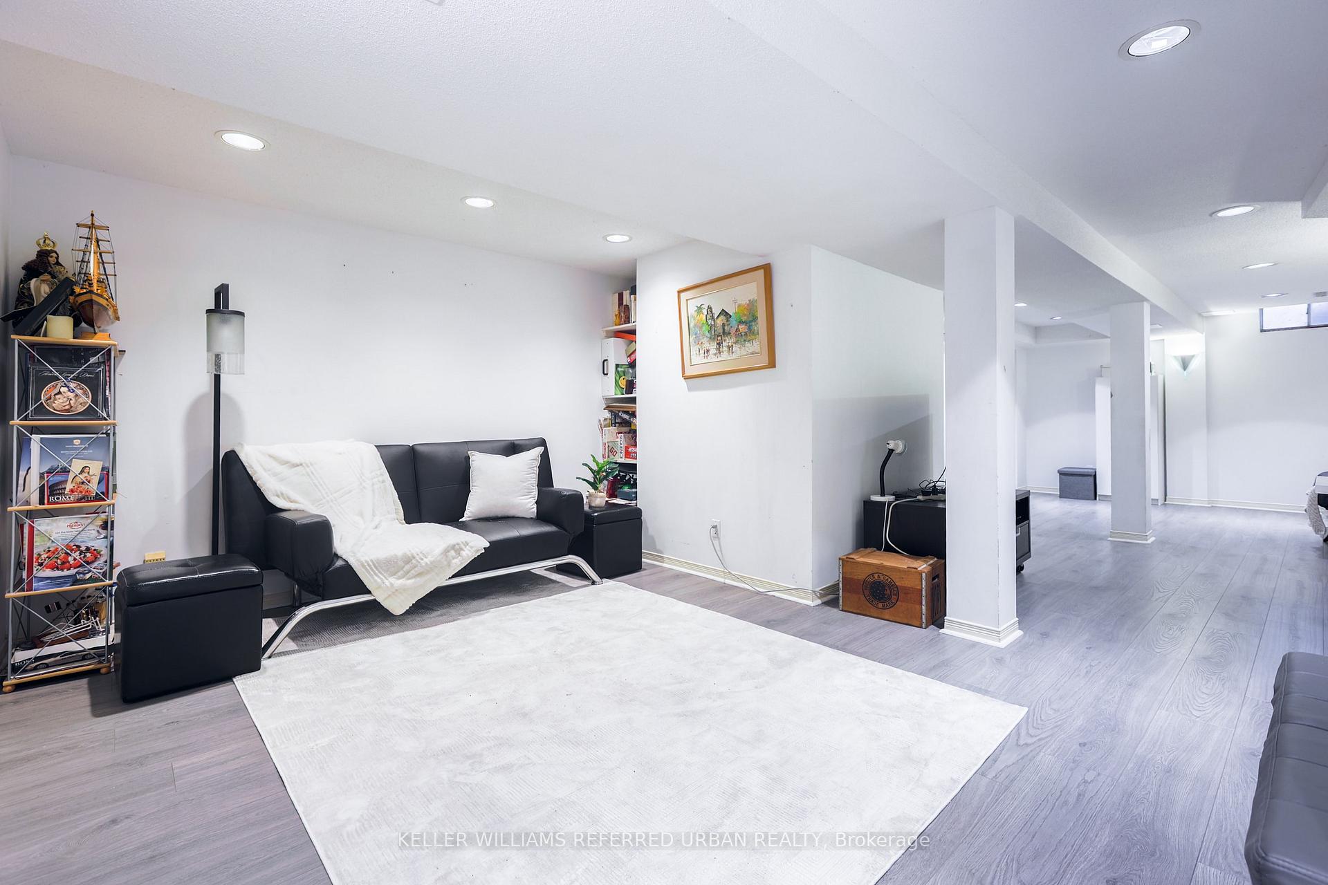Photo 37 of 22 Kyla Crescent, Markham, Milliken Mills East — HOMEH