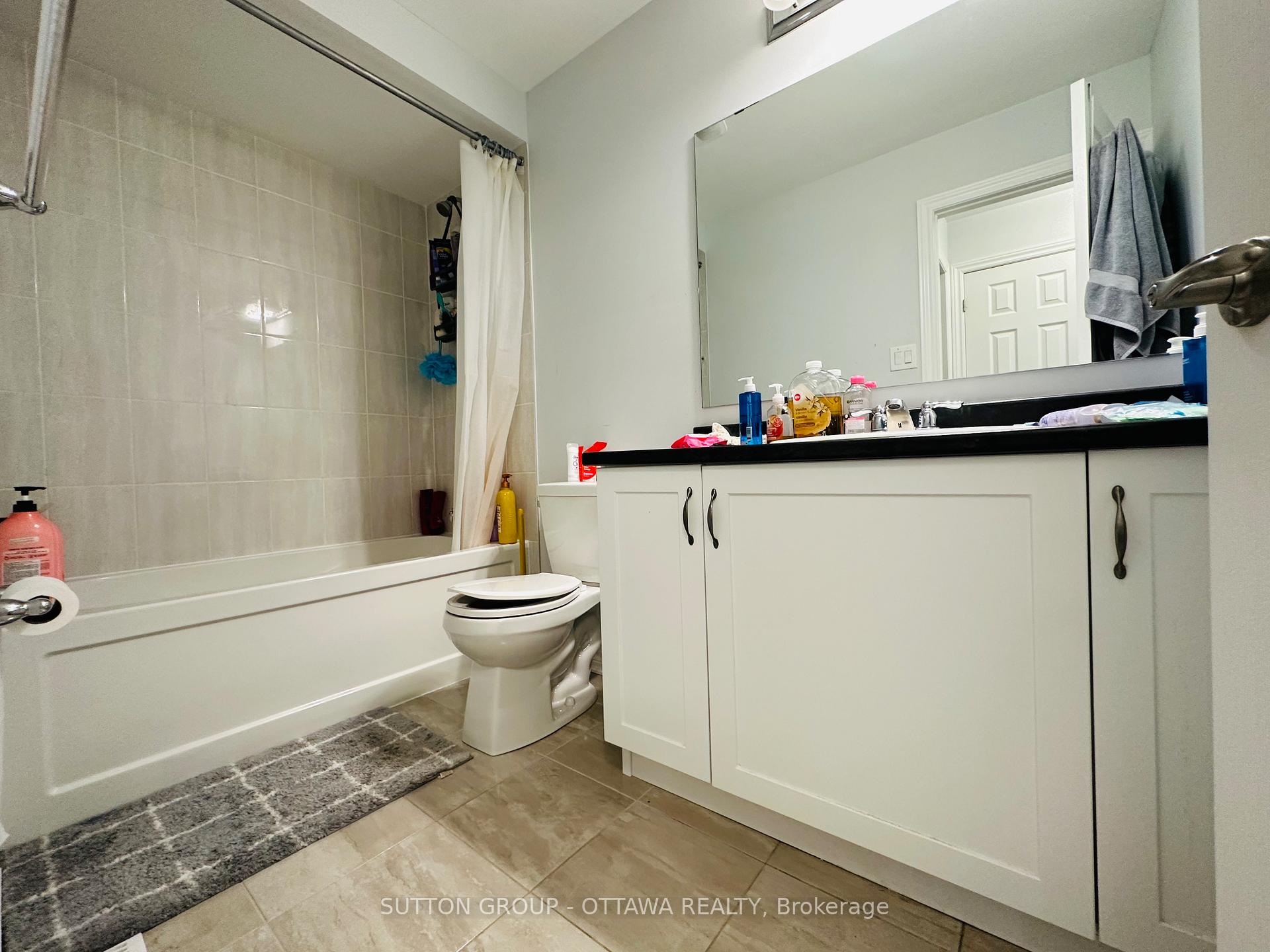 Photo 17 of 534 Cope Drive, Ottawa, Kanata - Emerald Meadows/Trailwest — HOMEH