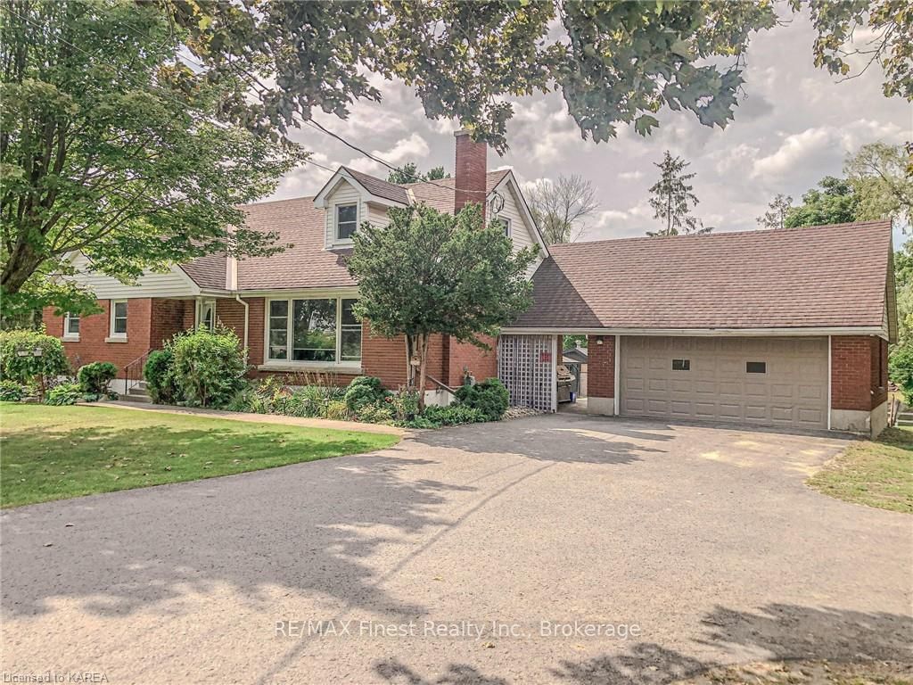 Front of 1084 County Road 6