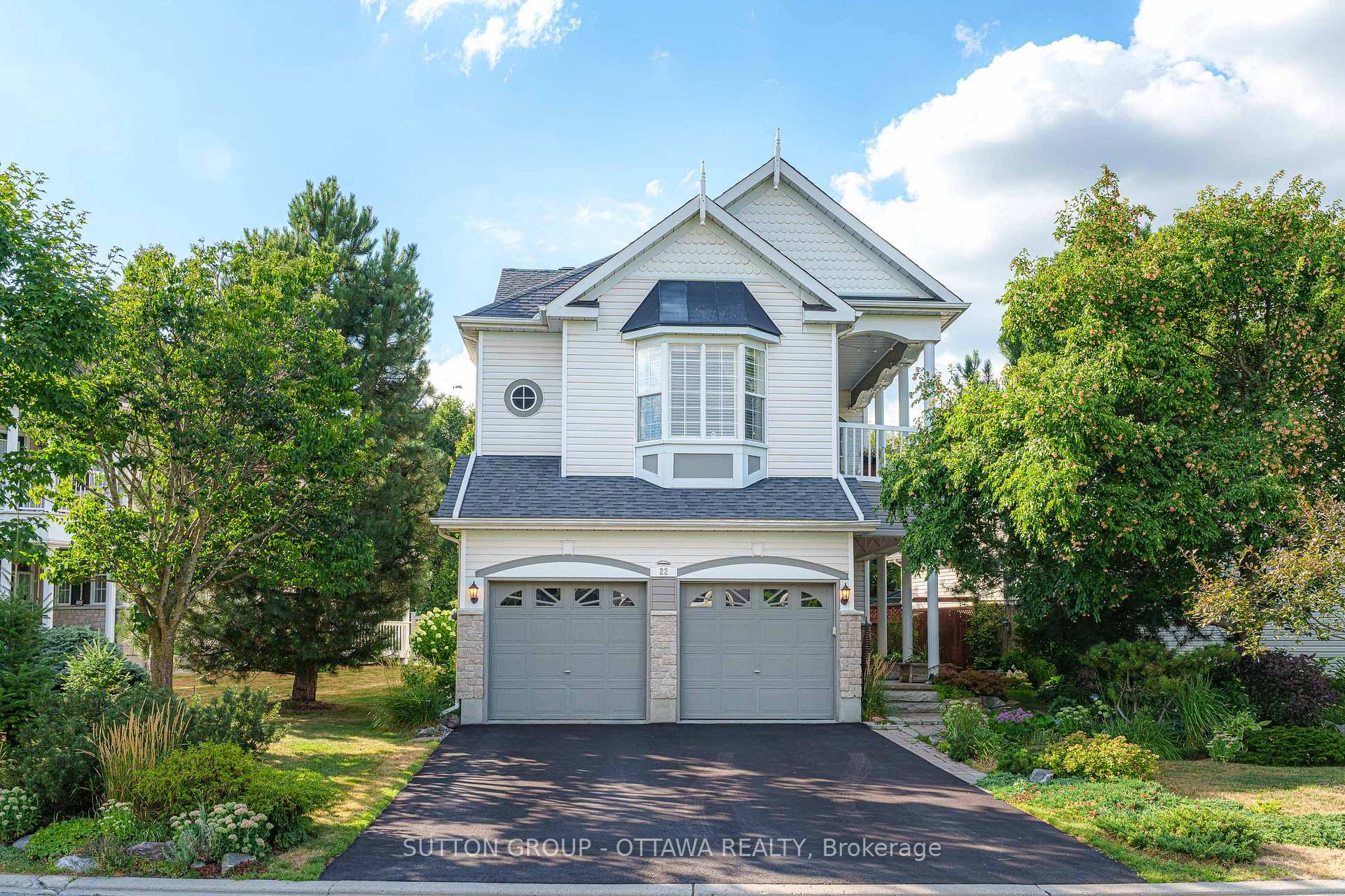 Photo 1 of 22 Insmill Crescent, Ottawa, Kanata - Kanata Lakes/Heritage Hills — HOMEH