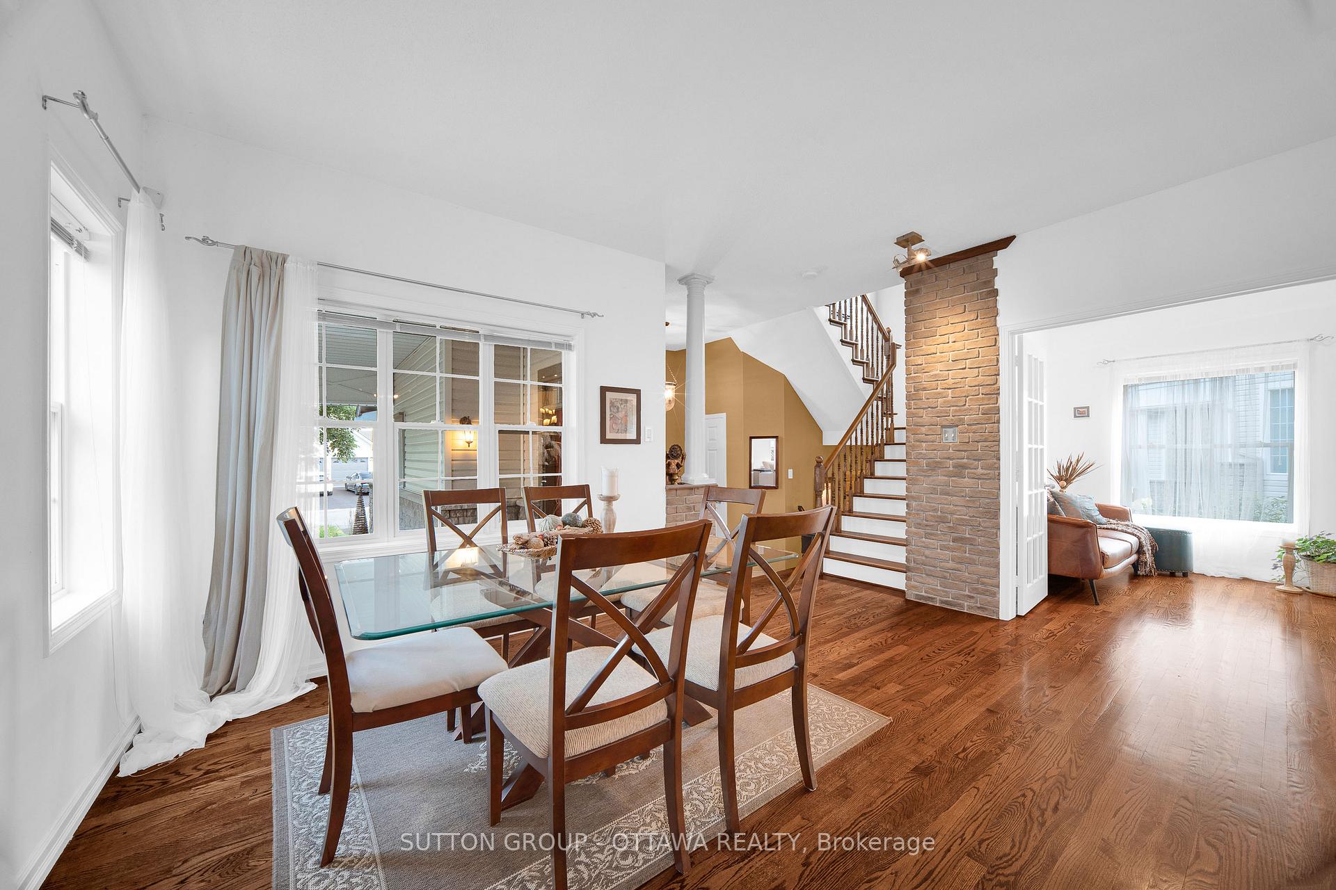 Photo 16 of 22 Insmill Crescent, Ottawa, Kanata - Kanata Lakes/Heritage Hills — HOMEH