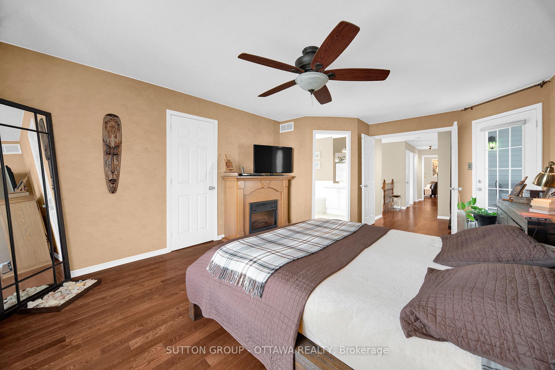 Photo 24 of 22 Insmill Crescent, Ottawa, Kanata - Kanata Lakes/Heritage Hills — HOMEH