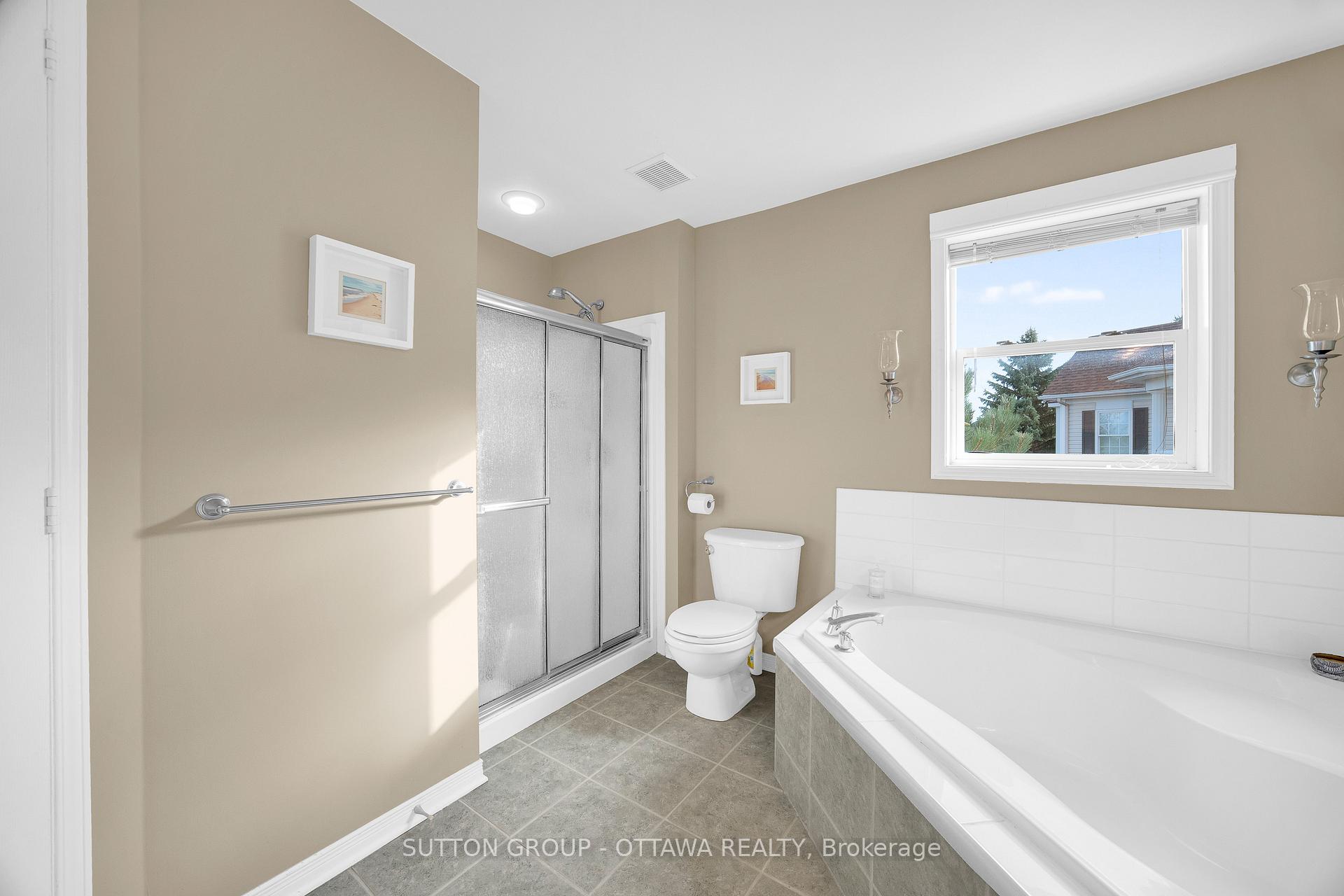 Photo 26 of 22 Insmill Crescent, Ottawa, Kanata - Kanata Lakes/Heritage Hills — HOMEH