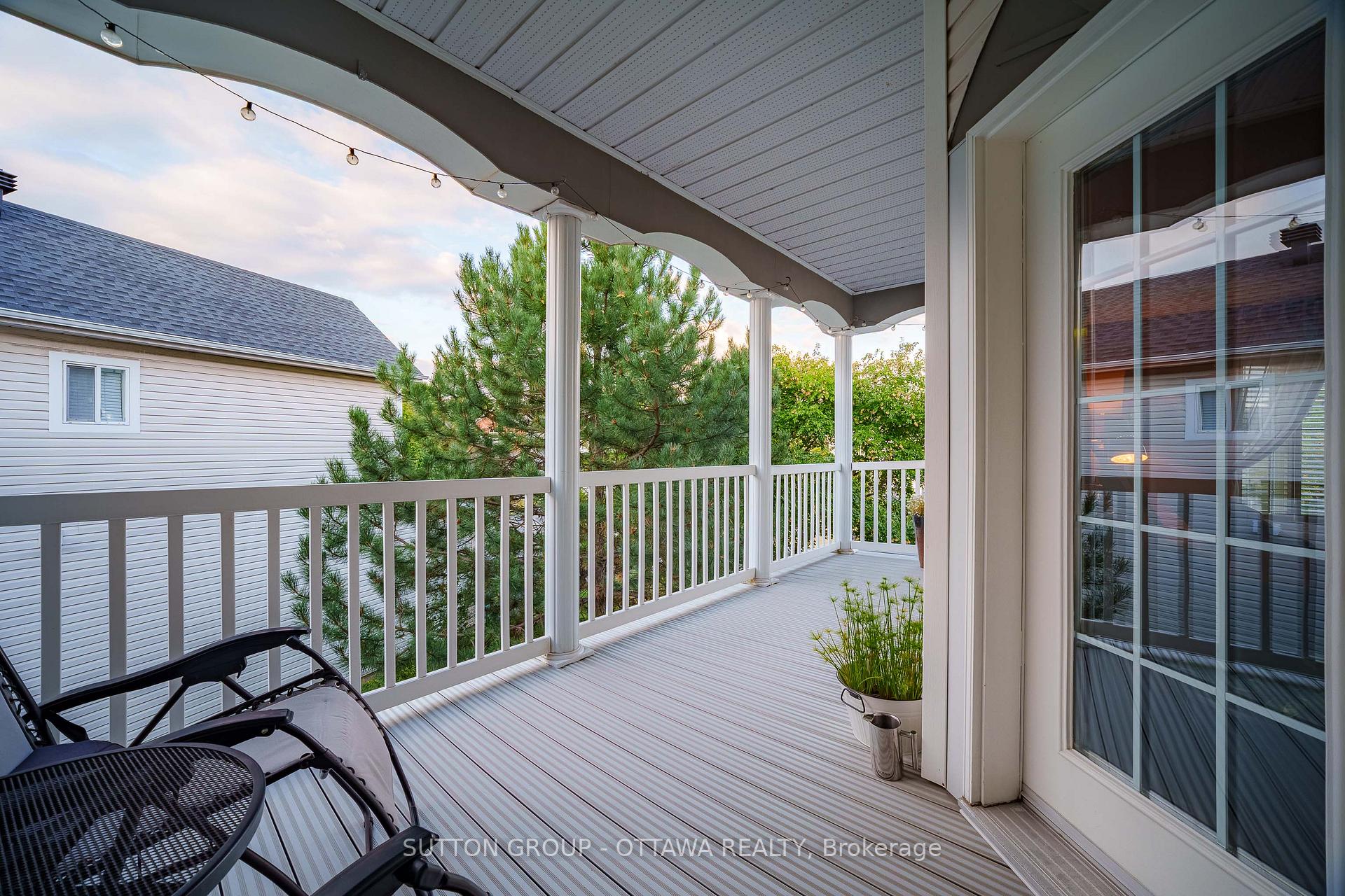 Photo 27 of 22 Insmill Crescent, Ottawa, Kanata - Kanata Lakes/Heritage Hills — HOMEH