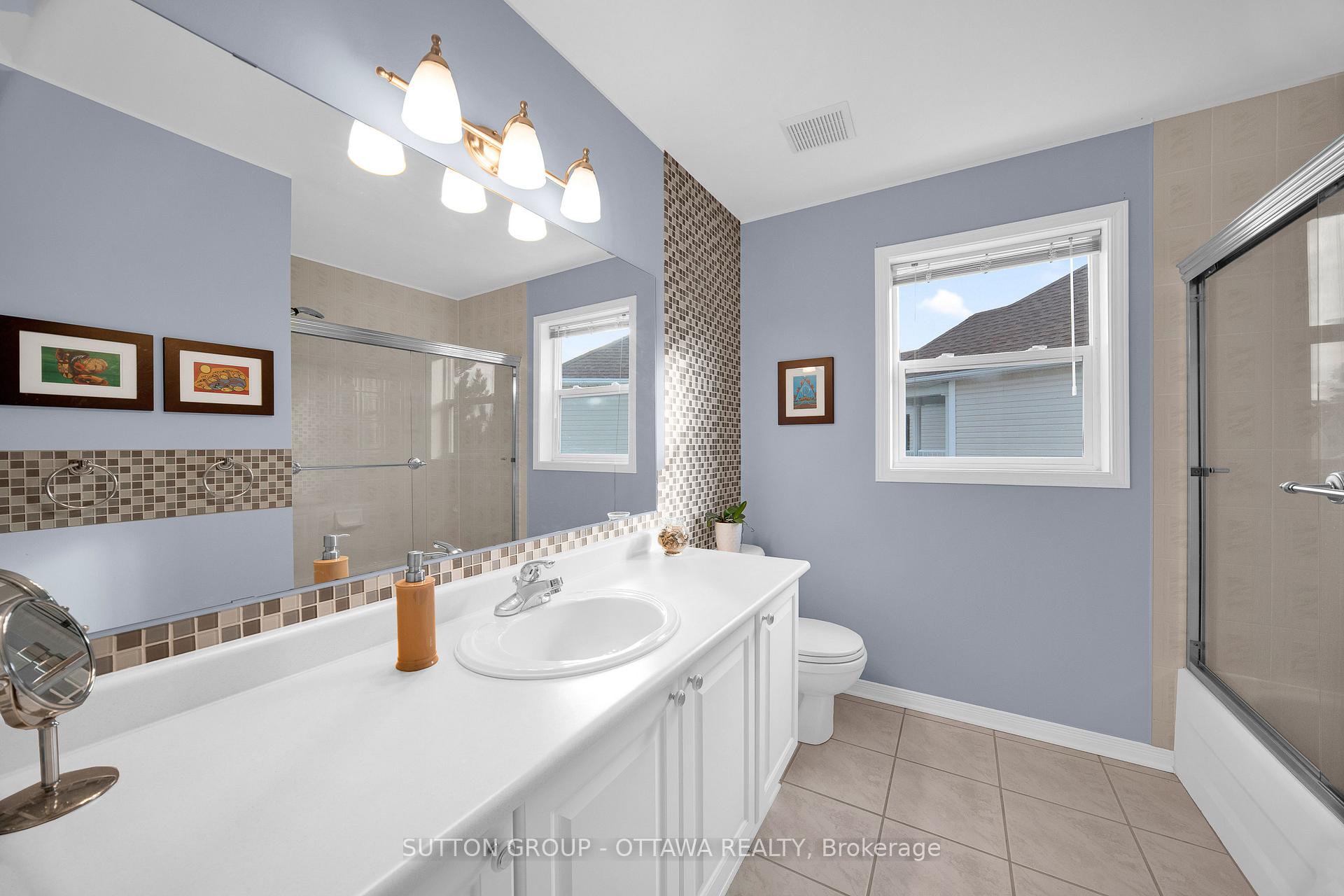 Photo 35 of 22 Insmill Crescent, Ottawa, Kanata - Kanata Lakes/Heritage Hills — HOMEH
