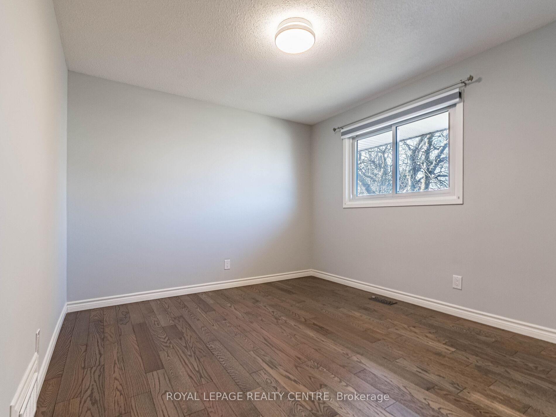 Photo 19 of 179 Laurentian Drive, Kitchener — HOMEH