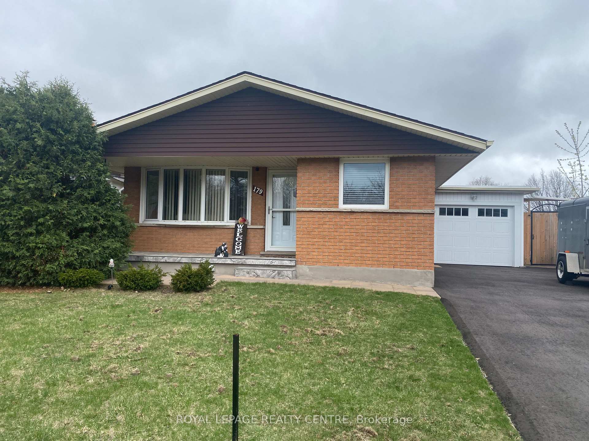 Photo 34 of 179 Laurentian Drive, Kitchener — HOMEH