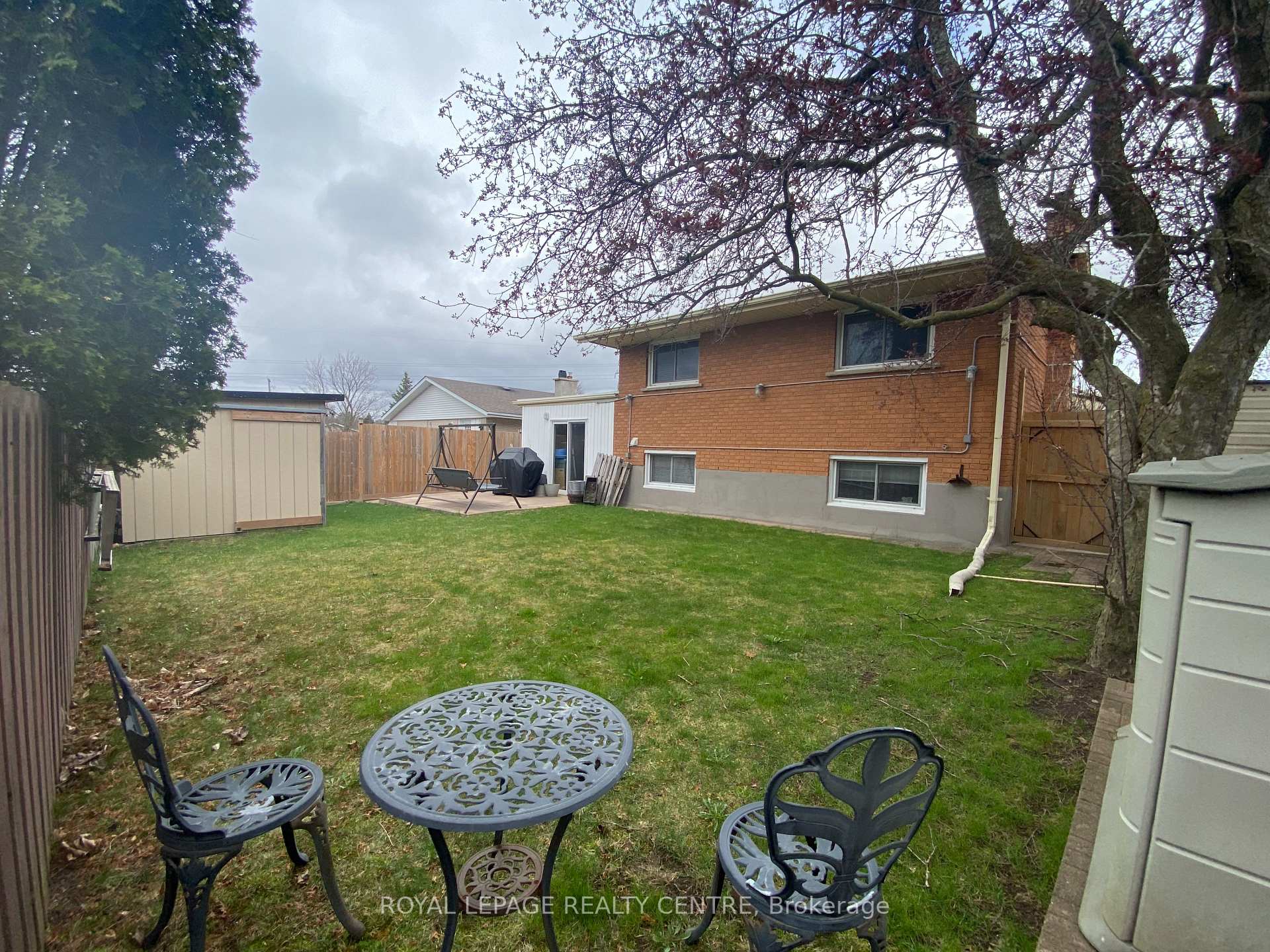 Photo 39 of 179 Laurentian Drive, Kitchener — HOMEH