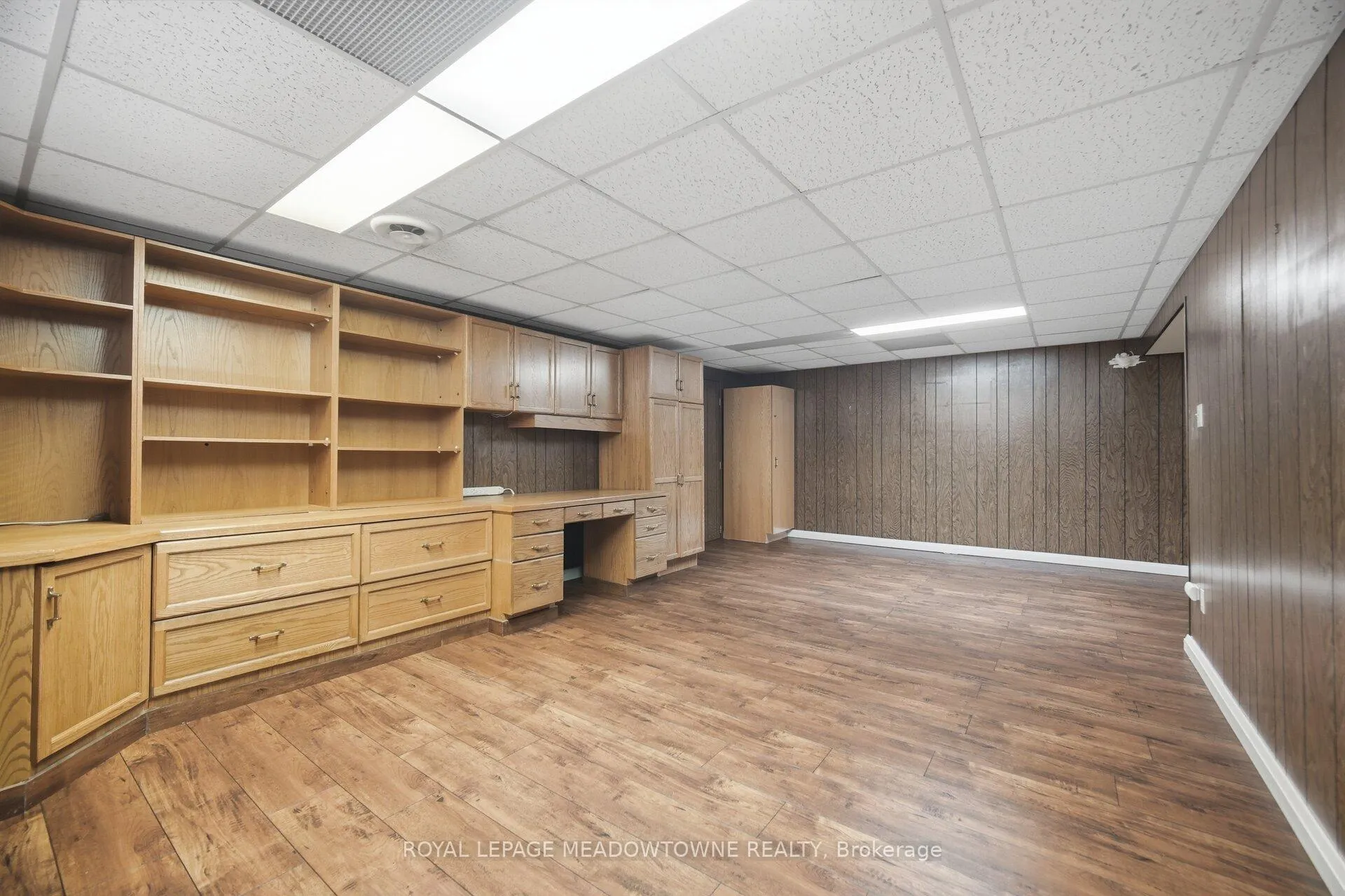 Photo 21 of 854 Runningbrook Drive, Mississauga, Applewood — HOMEH