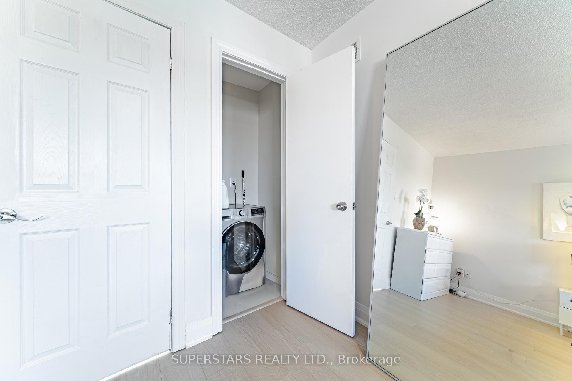Photo 26 of 32 Neeland Road, Markham, Milliken Mills East — HOMEH