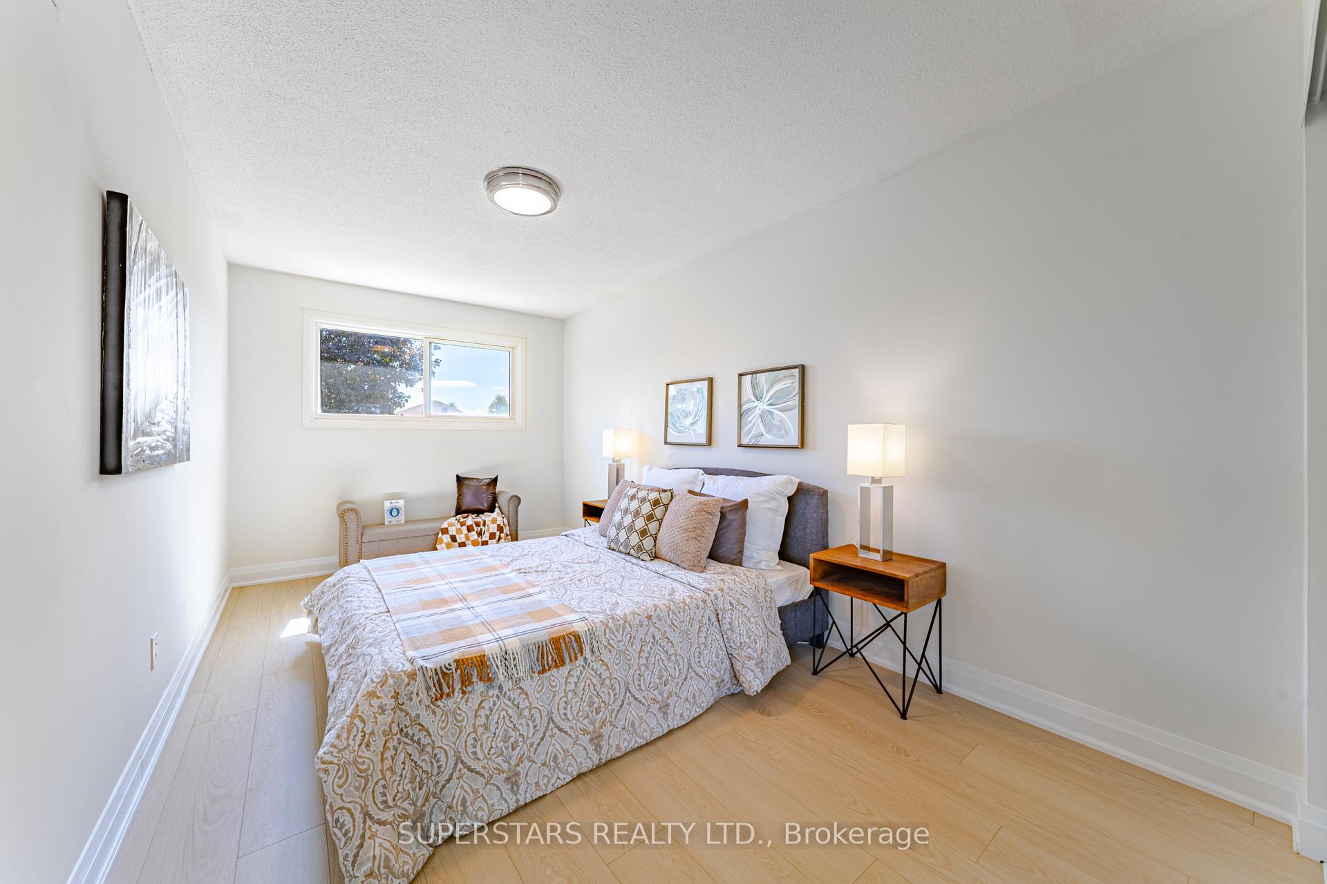 Photo 27 of 32 Neeland Road, Markham, Milliken Mills East — HOMEH
