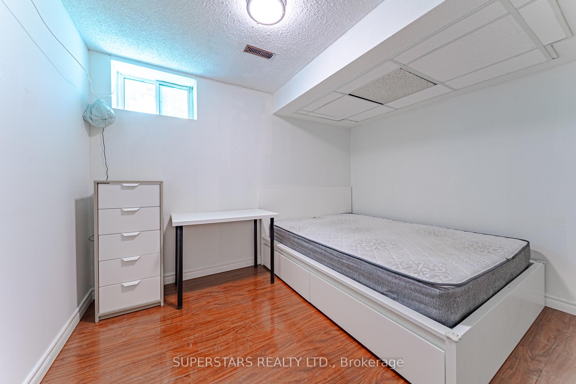 Photo 34 of 32 Neeland Road, Markham, Milliken Mills East — HOMEH