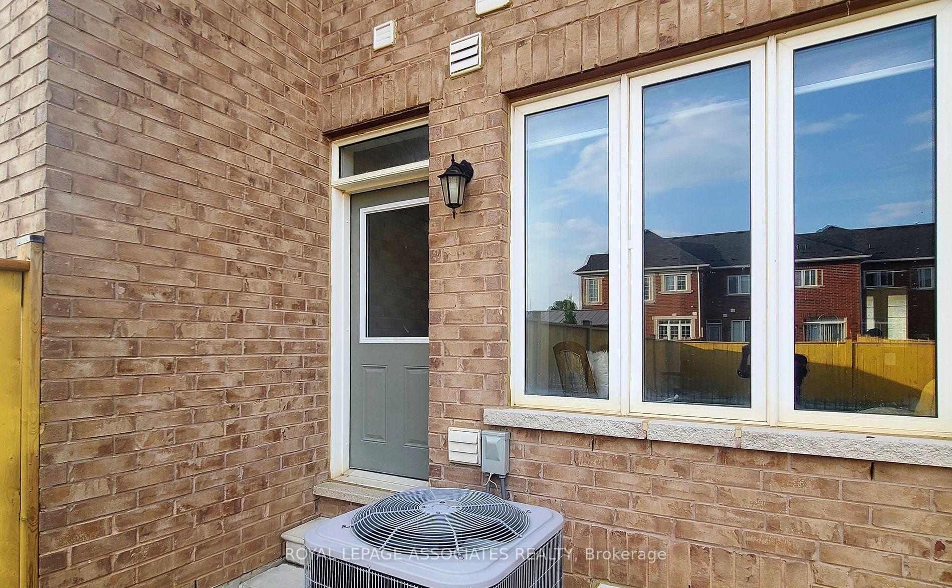 Photo 35 of 6 Callon Drive, Hamilton, Ancaster — HOMEH