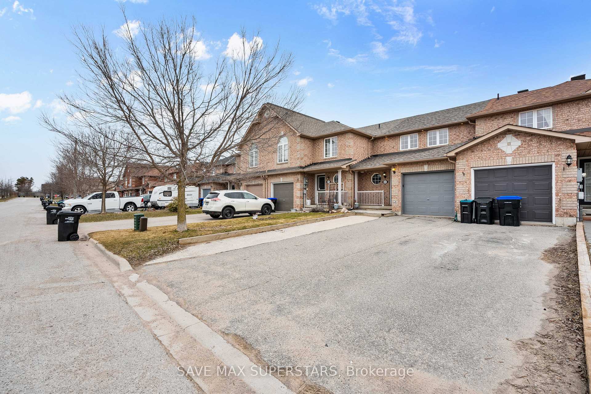 Front of 2023 Swan Street