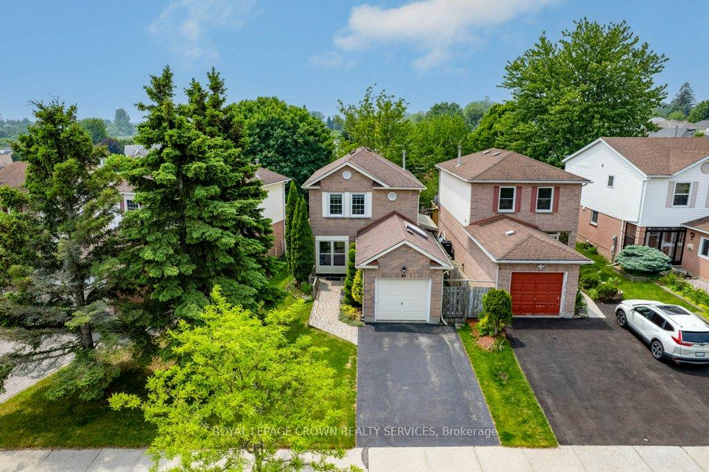 Photo 2 of 48 Resurrection Drive, Kitchener — HOMEH