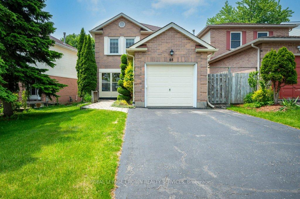 Photo 3 of 48 Resurrection Drive, Kitchener — HOMEH
