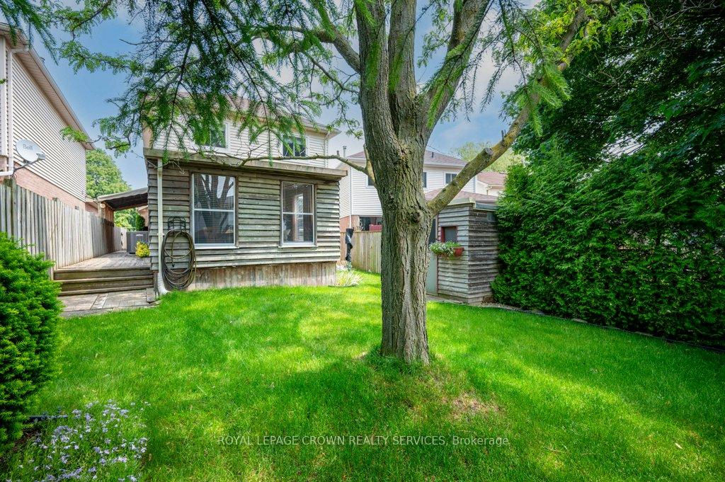 Photo 46 of 48 Resurrection Drive, Kitchener — HOMEH