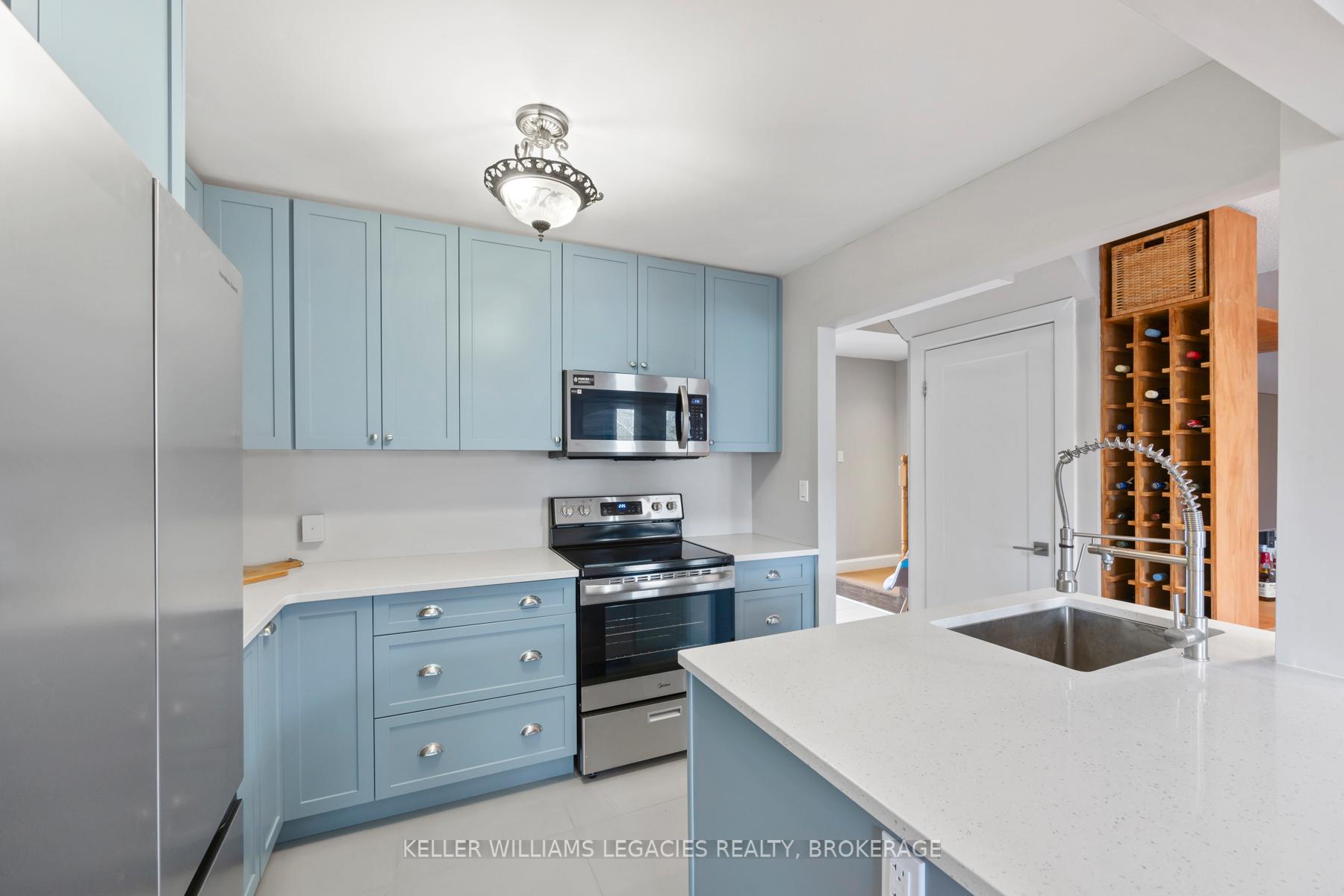 Photo 9 of 22 Rose Abbey Drive, Kingston, Kingston East (Incl Barret Crt) — HOMEH
