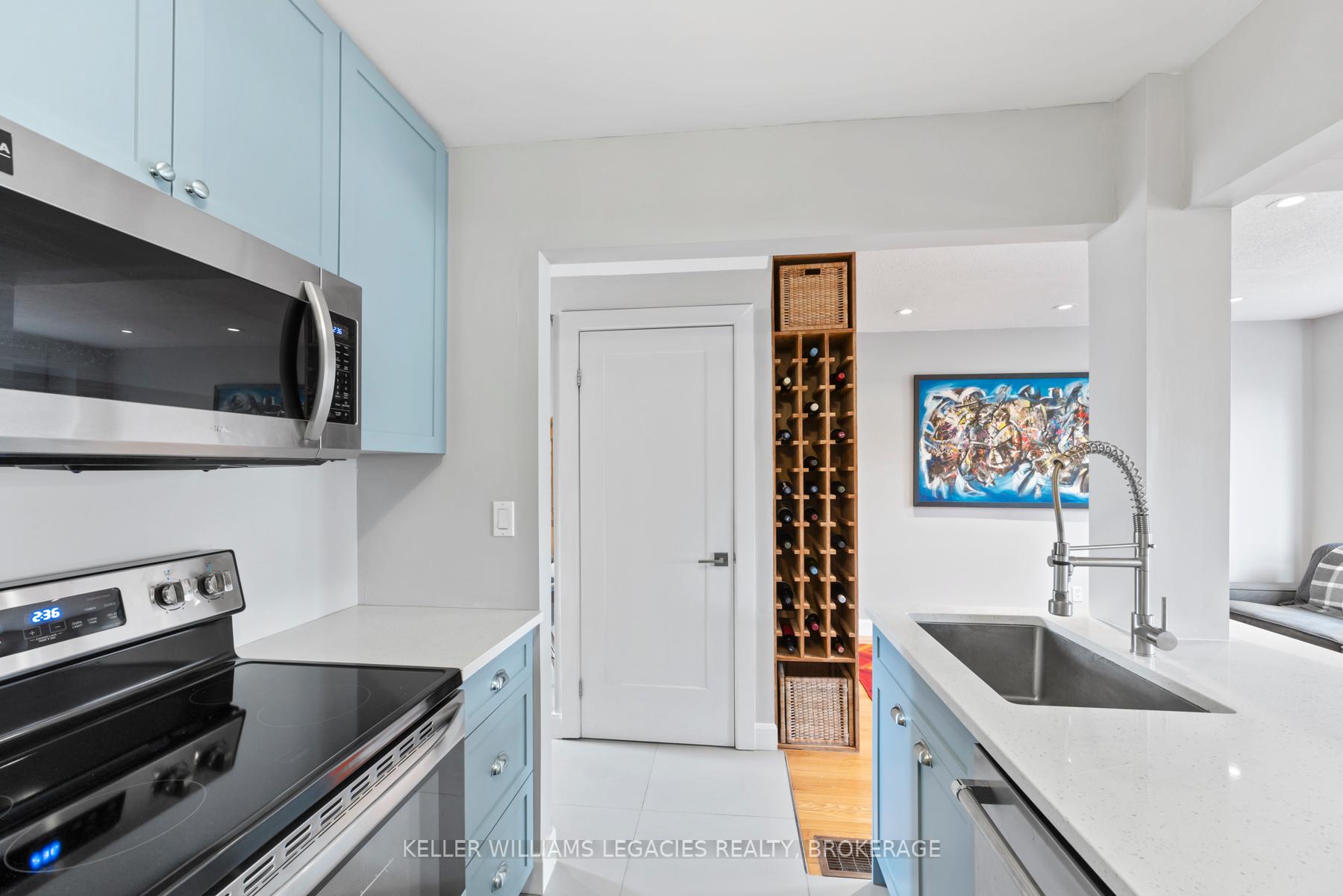 Photo 10 of 22 Rose Abbey Drive, Kingston, Kingston East (Incl Barret Crt) — HOMEH