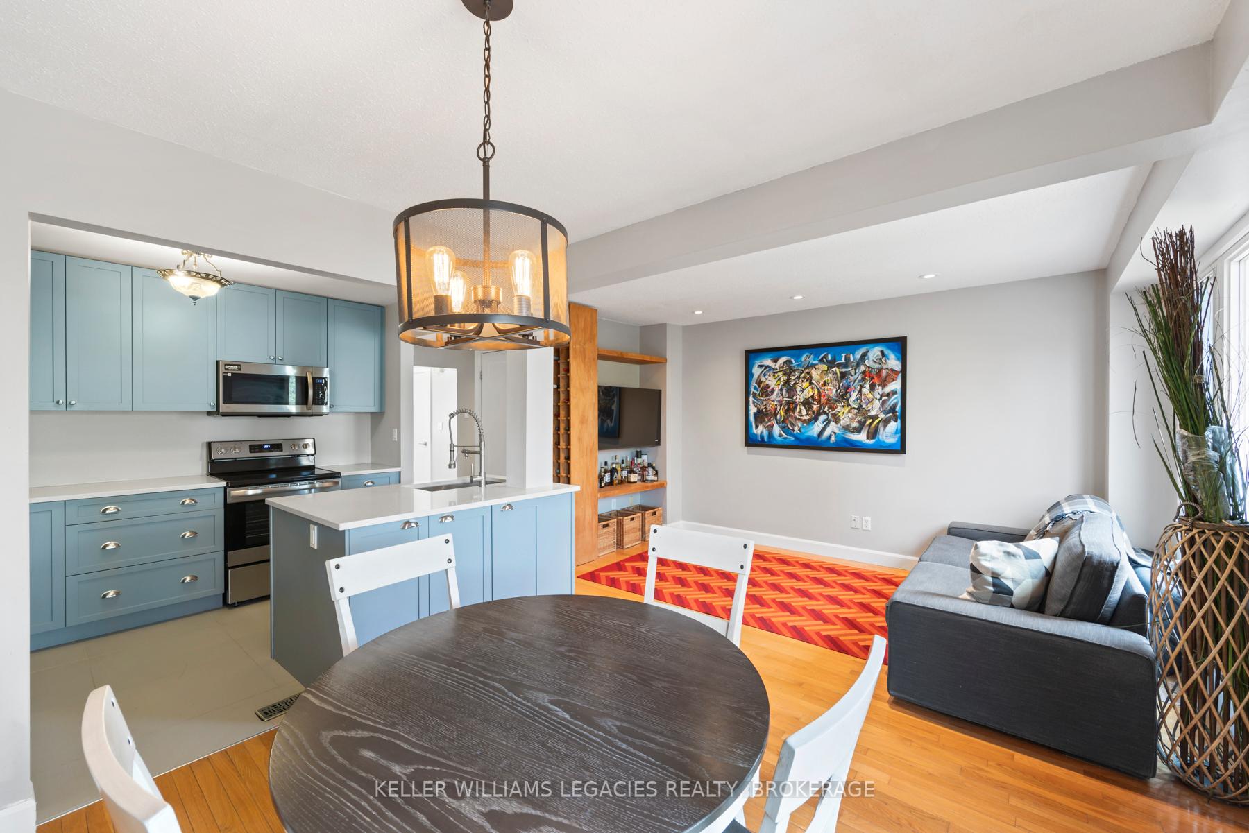 Photo 15 of 22 Rose Abbey Drive, Kingston, Kingston East (Incl Barret Crt) — HOMEH