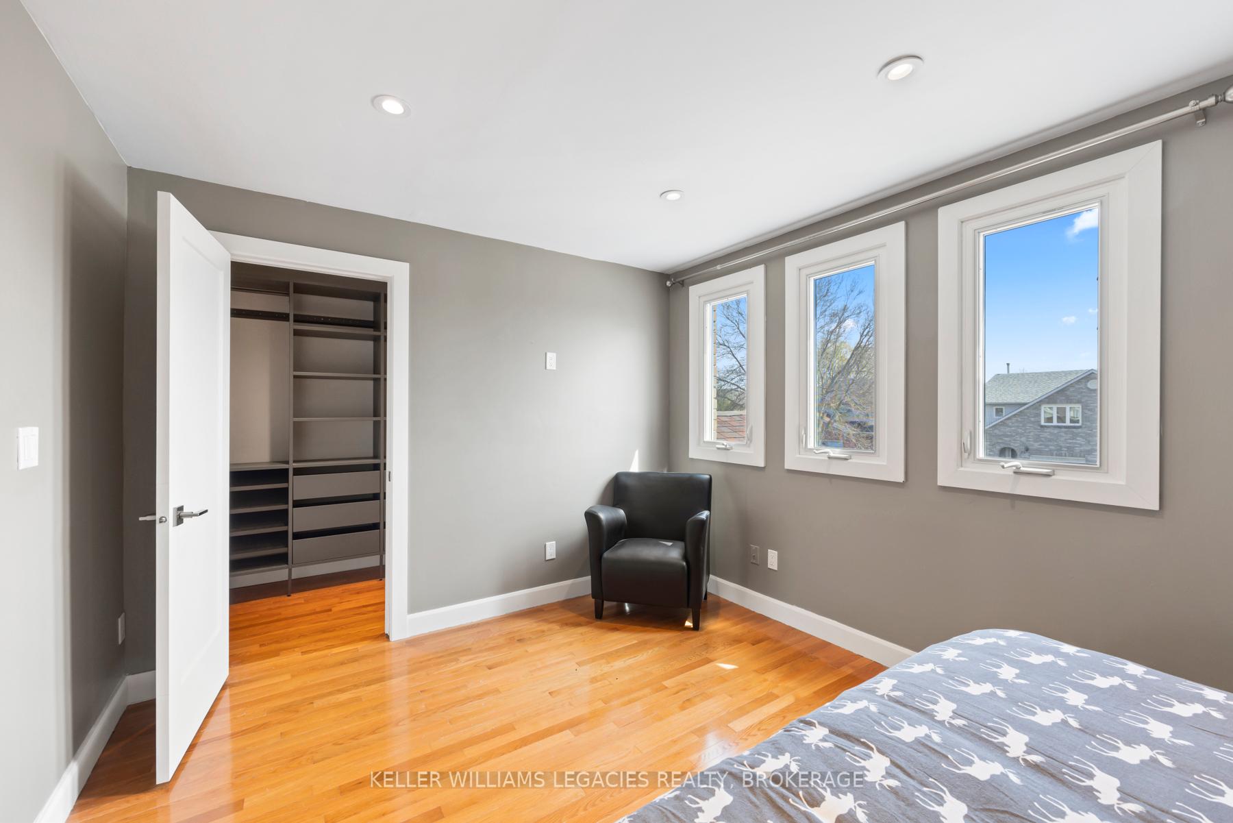 Photo 24 of 22 Rose Abbey Drive, Kingston, Kingston East (Incl Barret Crt) — HOMEH