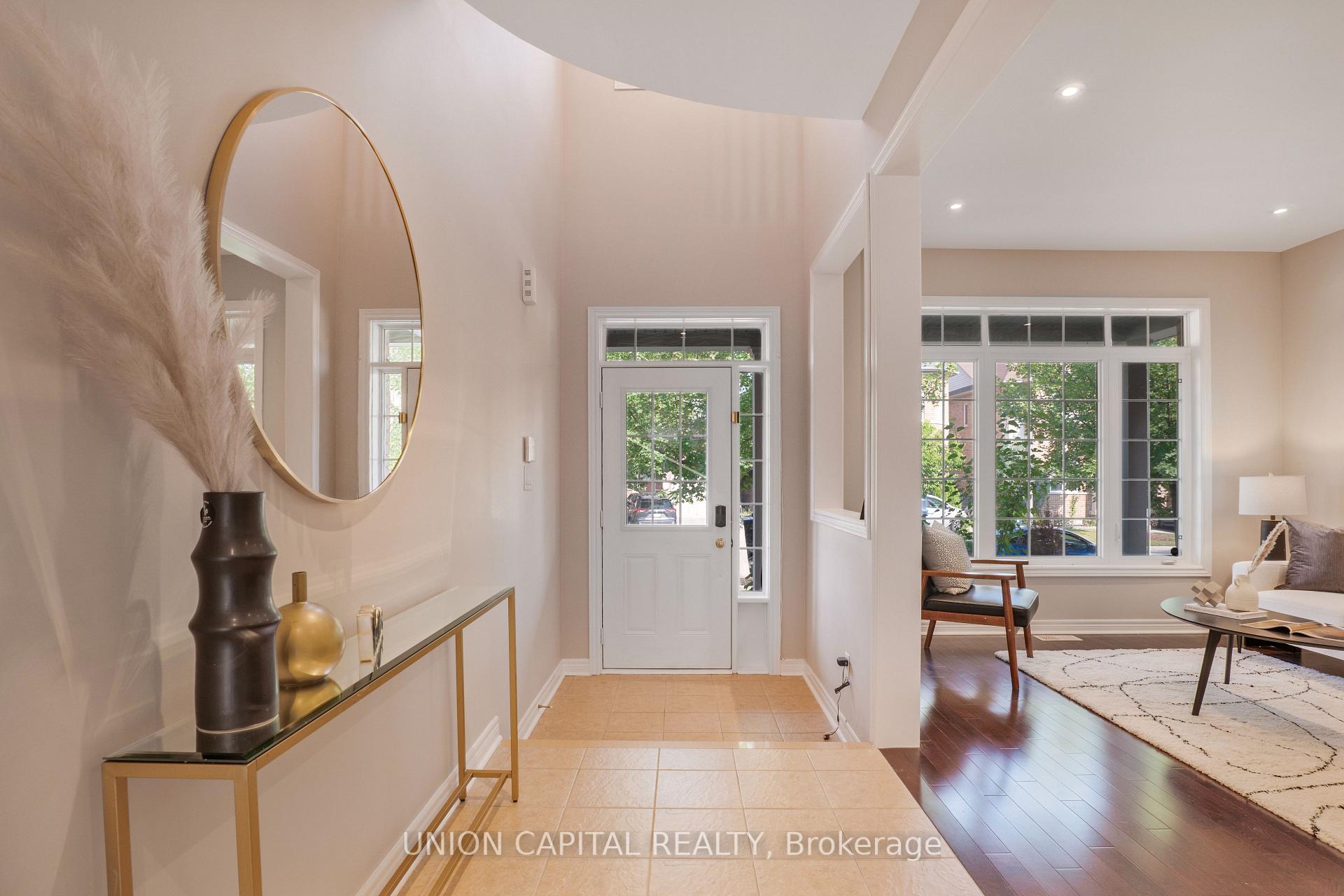 Photo 5 of 28 Silkgrove Terrace, Markham, Wismer — HOMEH