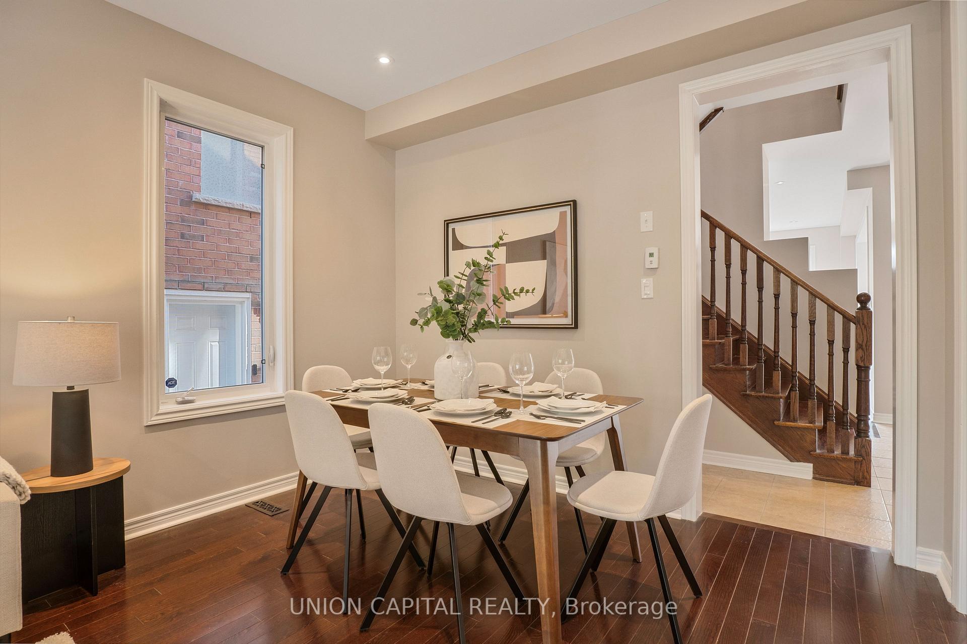 Photo 10 of 28 Silkgrove Terrace, Markham, Wismer — HOMEH