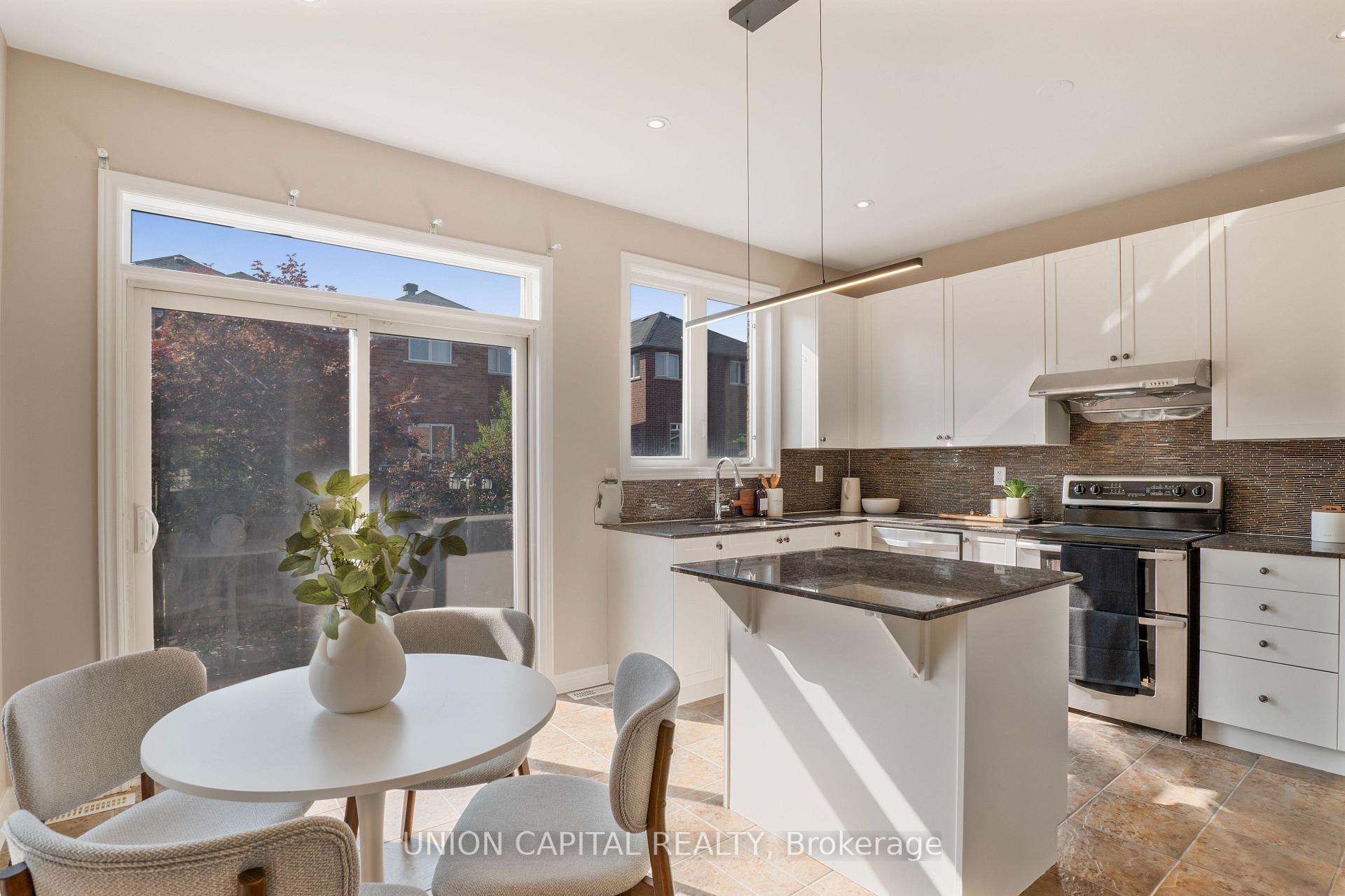 Photo 17 of 28 Silkgrove Terrace, Markham, Wismer — HOMEH