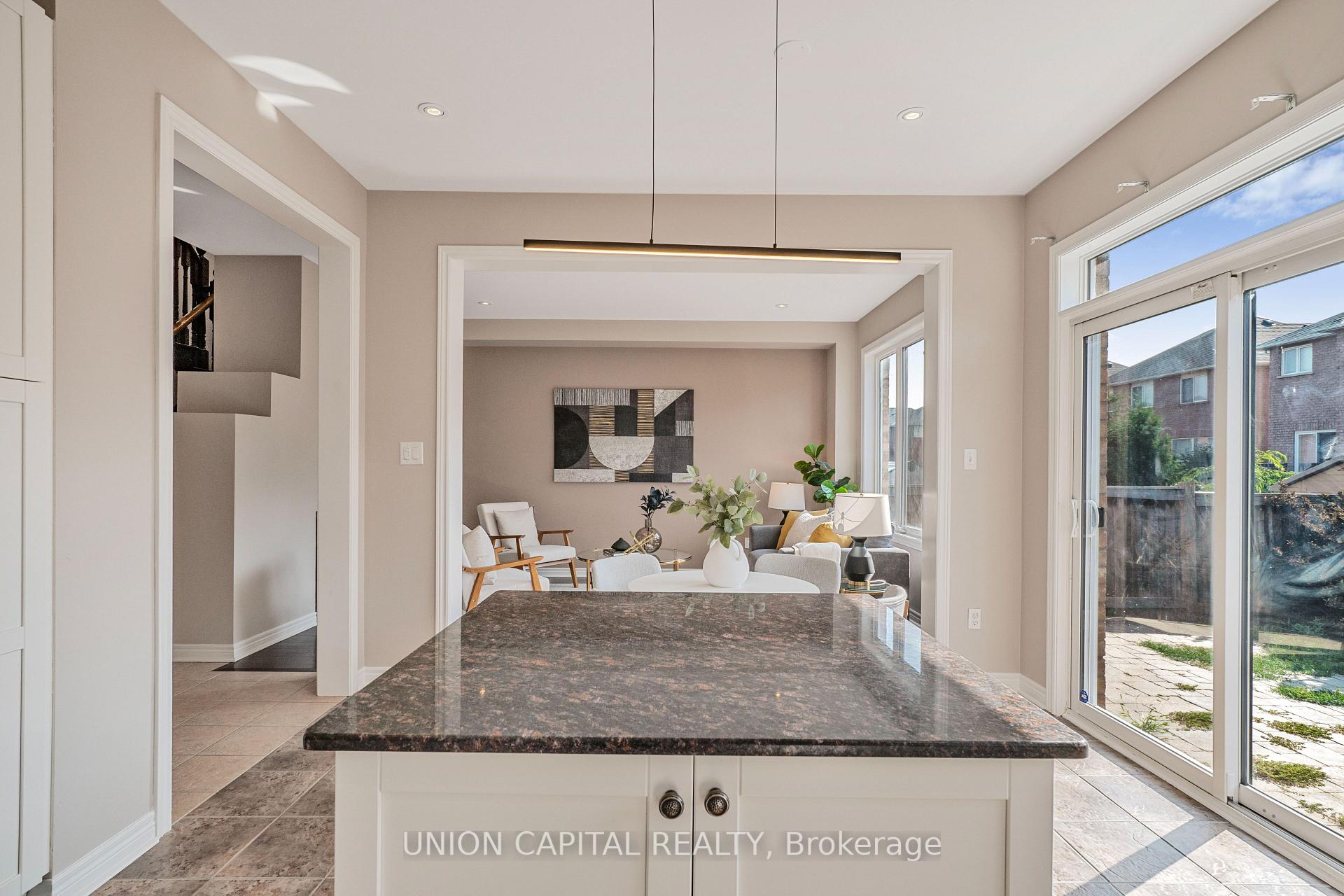 Photo 18 of 28 Silkgrove Terrace, Markham, Wismer — HOMEH
