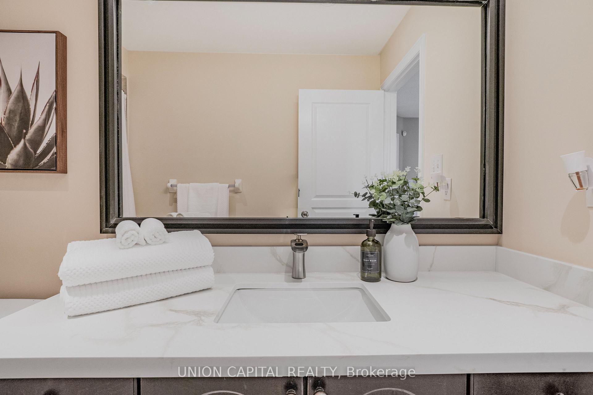 Photo 38 of 28 Silkgrove Terrace, Markham, Wismer — HOMEH