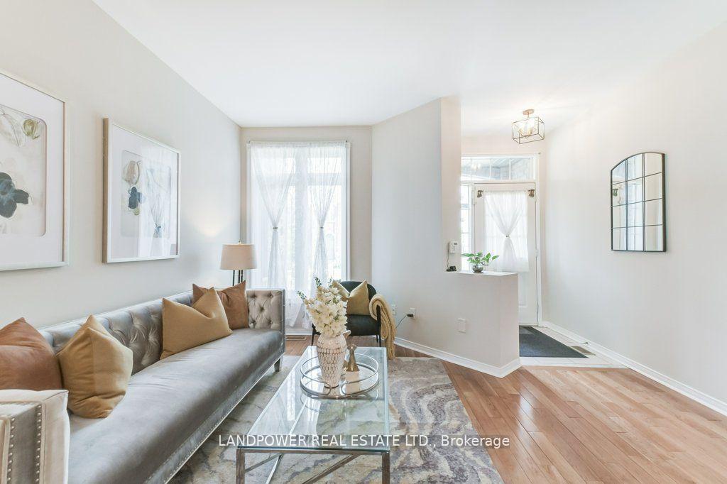 Photo 5 of 165 Bur Oak Avenue, Markham, Berczy — HOMEH