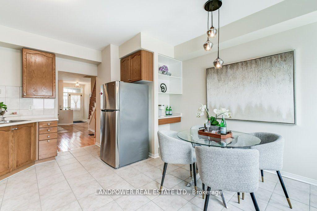 Photo 11 of 165 Bur Oak Avenue, Markham, Berczy — HOMEH