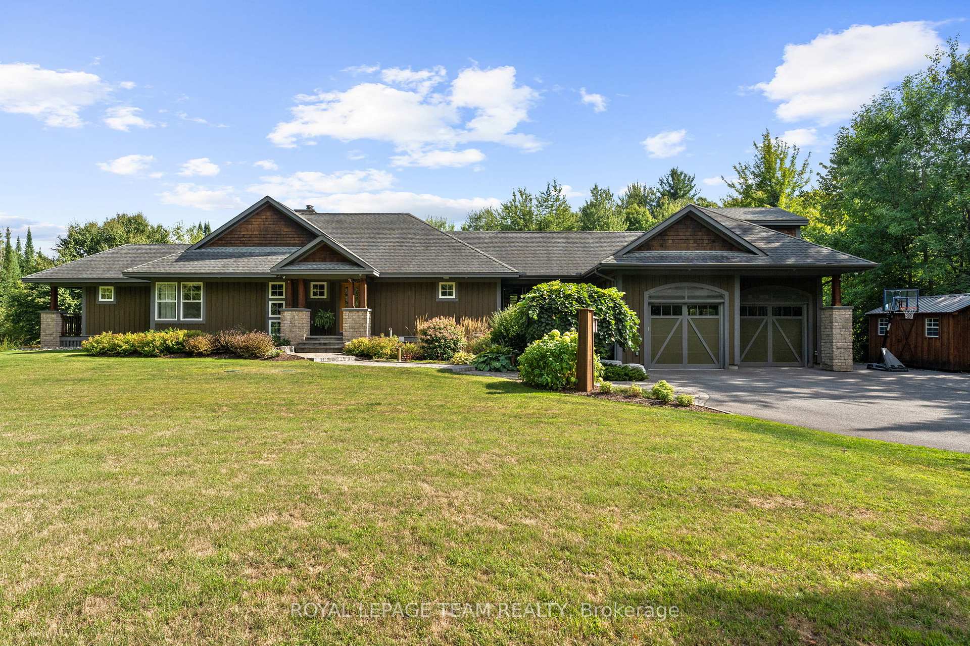 Photo 2 of 1560 Maley Lane, Ottawa, Kanata - Rural Kanata (Central) — HOMEH