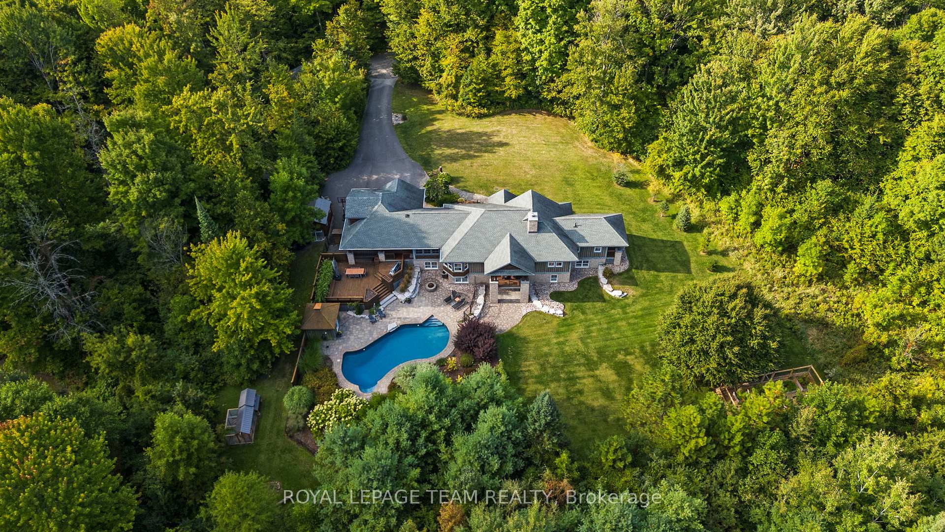 Photo 3 of 1560 Maley Lane, Ottawa, Kanata - Rural Kanata (Central) — HOMEH