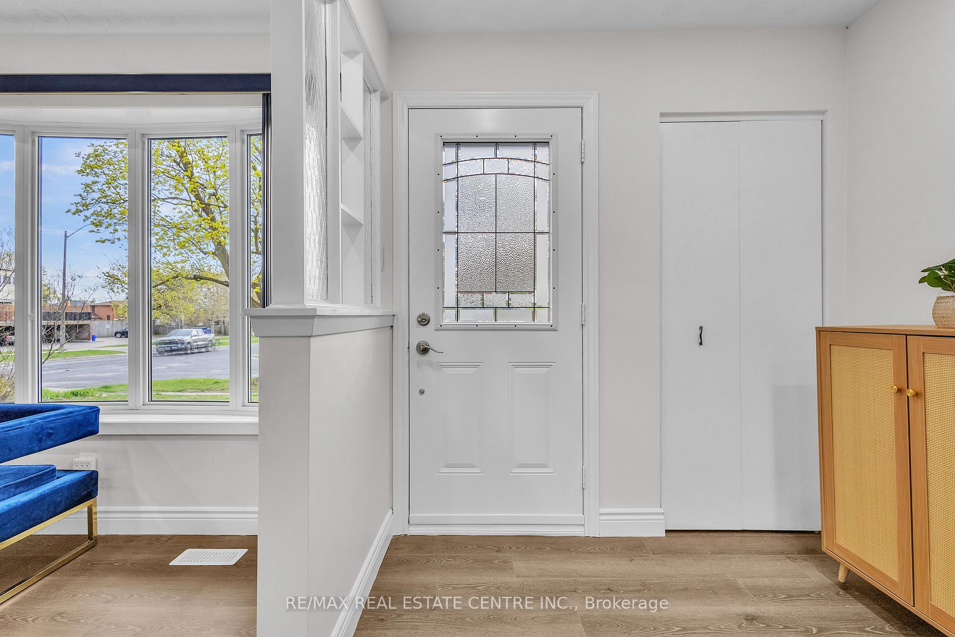 Photo 4 of 88 Baird Avenue, Kitchener — HOMEH
