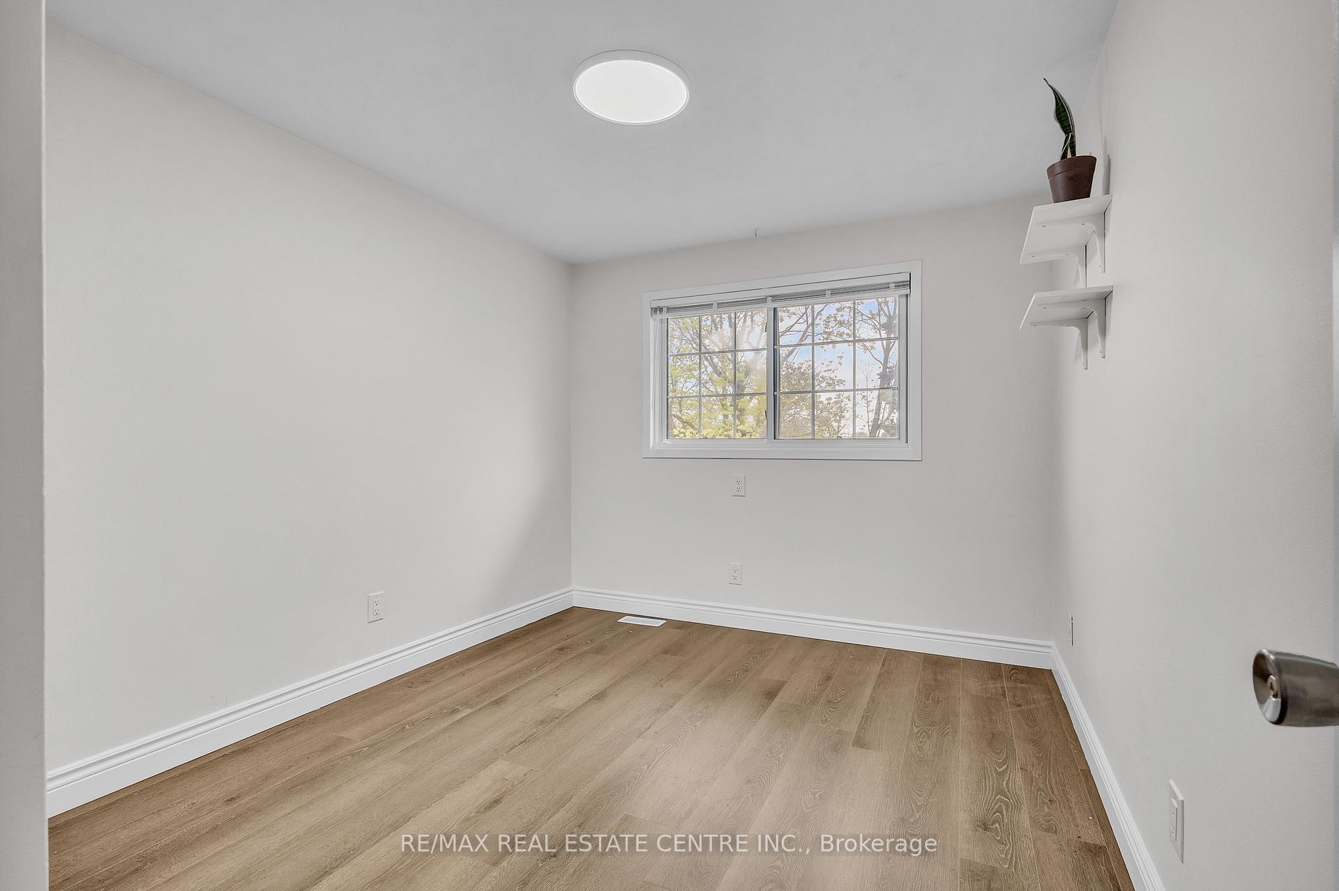 Photo 22 of 88 Baird Avenue, Kitchener — HOMEH