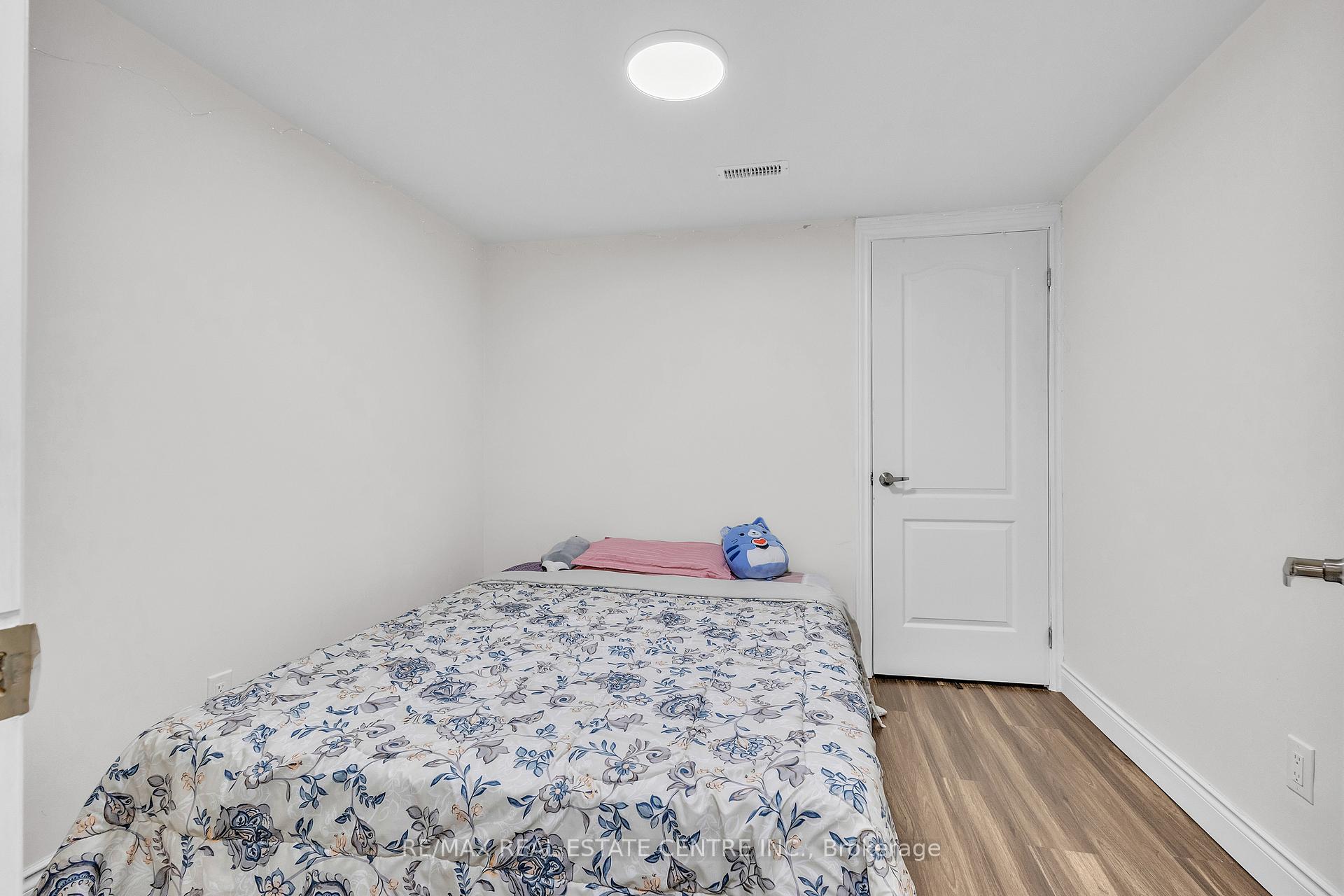 Photo 29 of 88 Baird Avenue, Kitchener — HOMEH