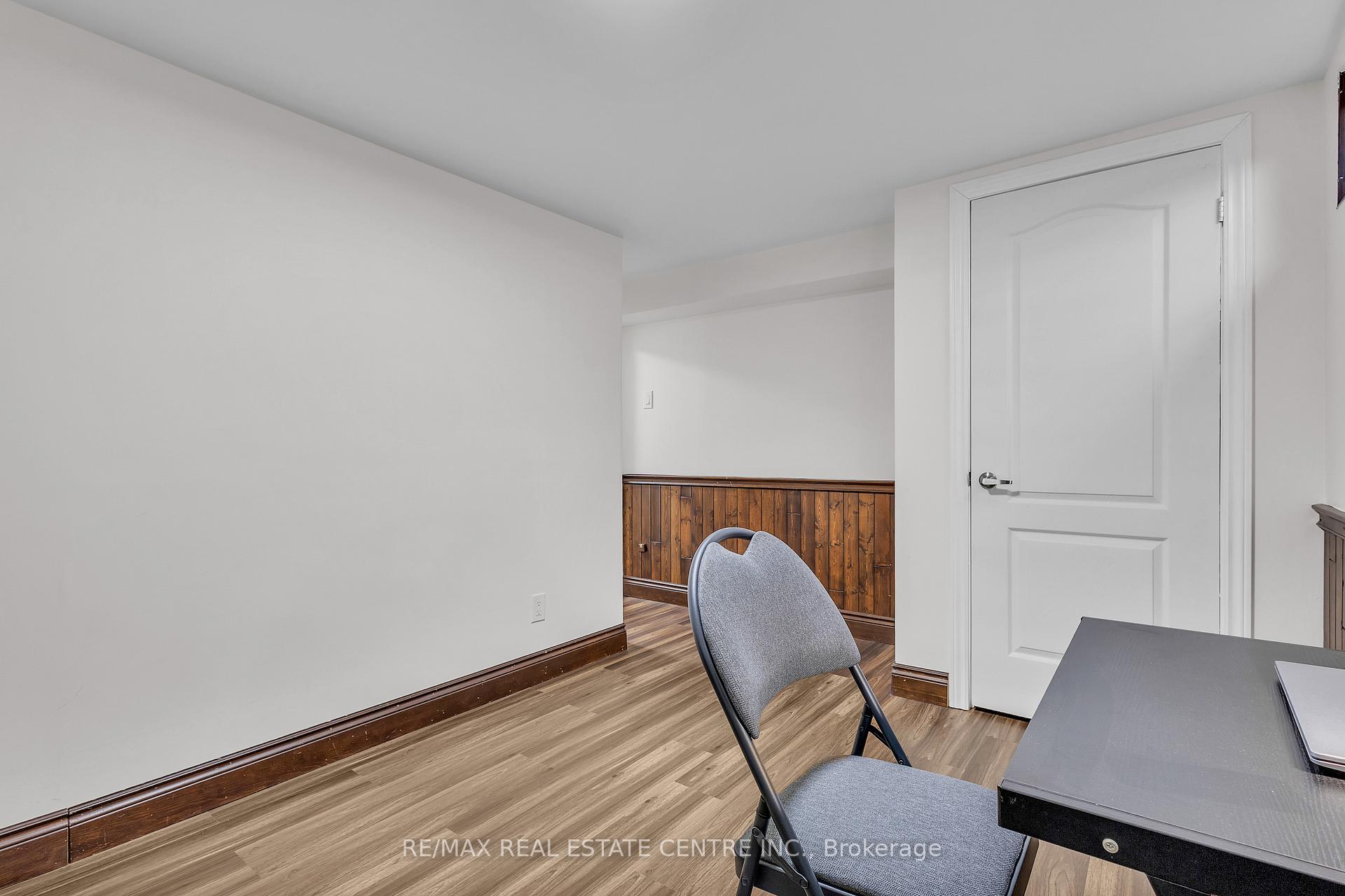 Photo 31 of 88 Baird Avenue, Kitchener — HOMEH