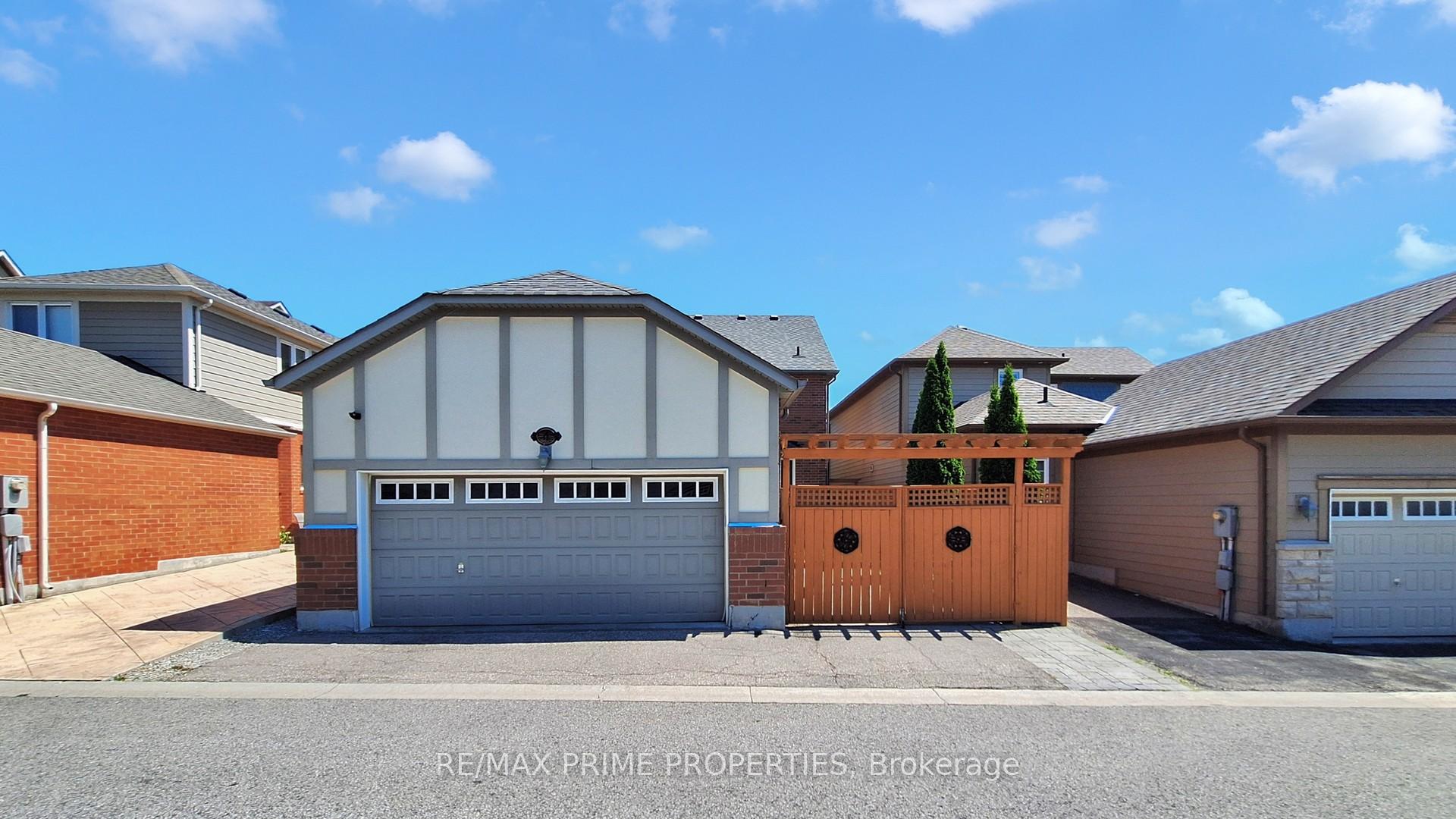 Photo 45 of 4 Wagon Works Street, Markham, Cornell — HOMEH