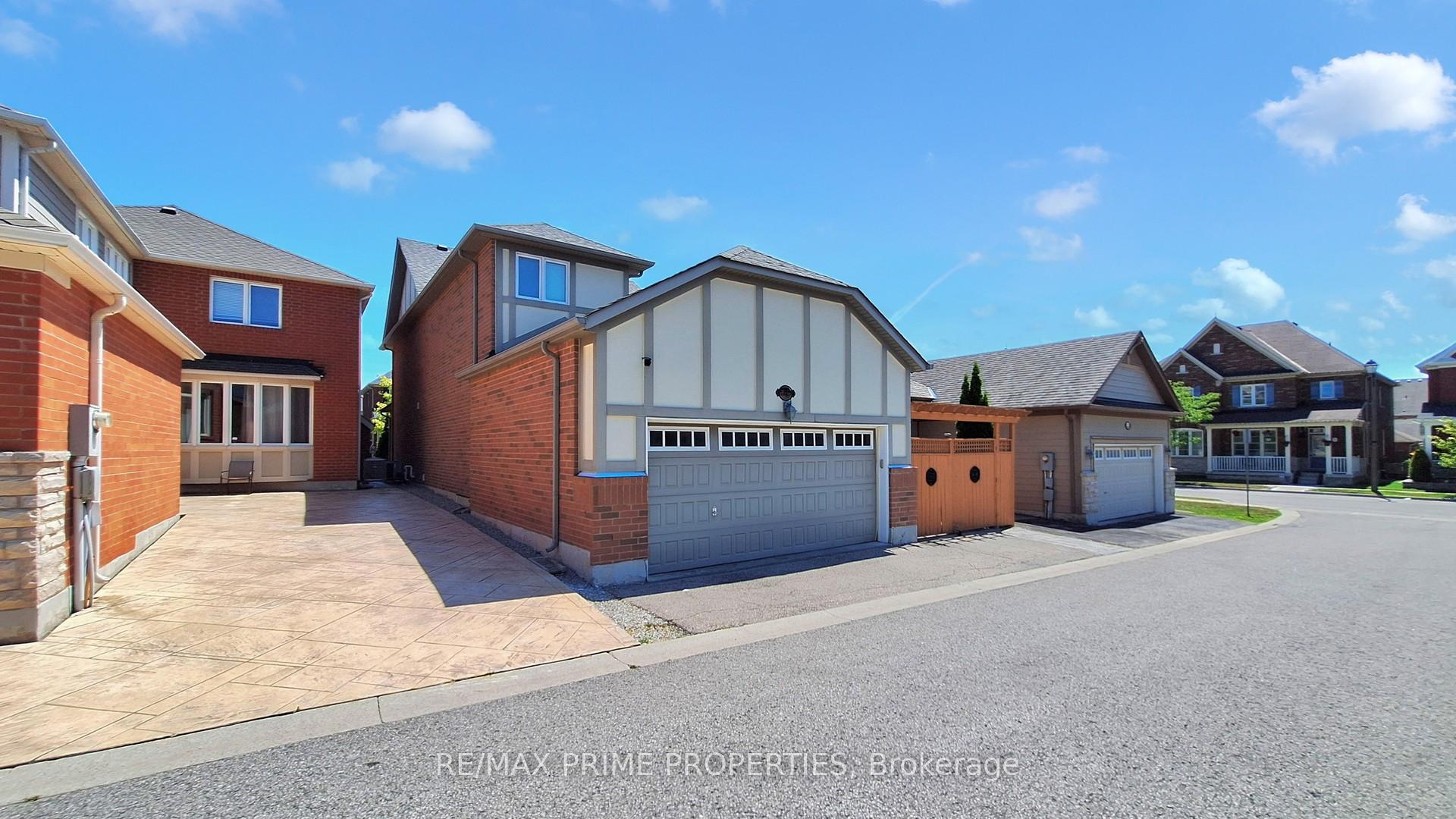 Photo 46 of 4 Wagon Works Street, Markham, Cornell — HOMEH