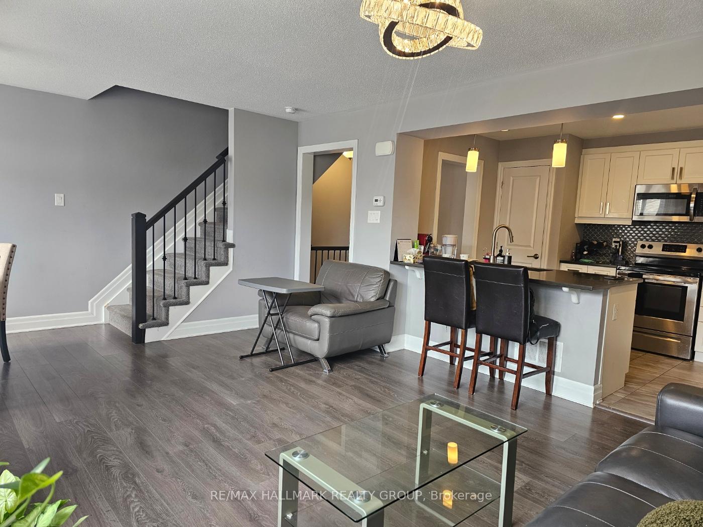 Photo 13 of 36 Squashberry Lane, Ottawa, Kanata - Emerald Meadows/Trailwest — HOMEH