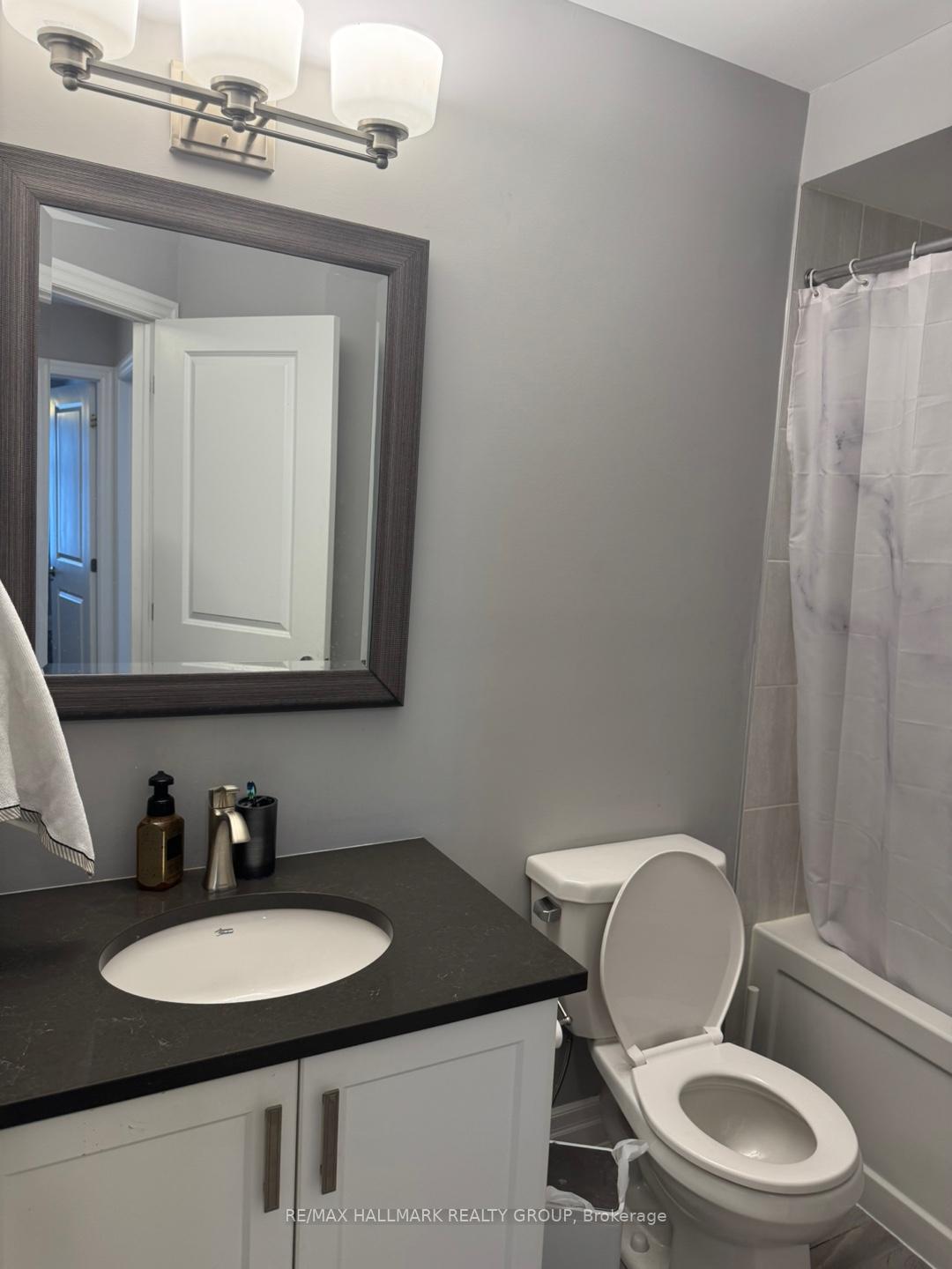 Photo 20 of 36 Squashberry Lane, Ottawa, Kanata - Emerald Meadows/Trailwest — HOMEH
