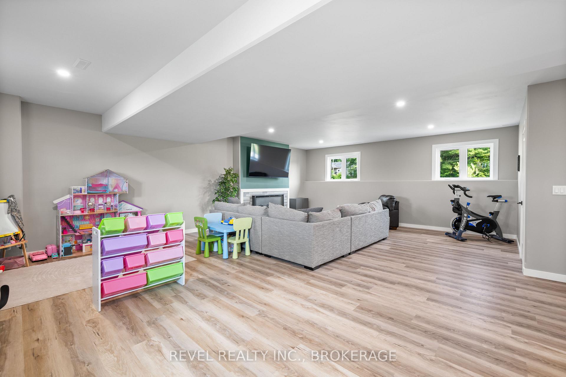 Photo 29 of 2962 4th Concession Road, Kingston, City North of 401 — HOMEH