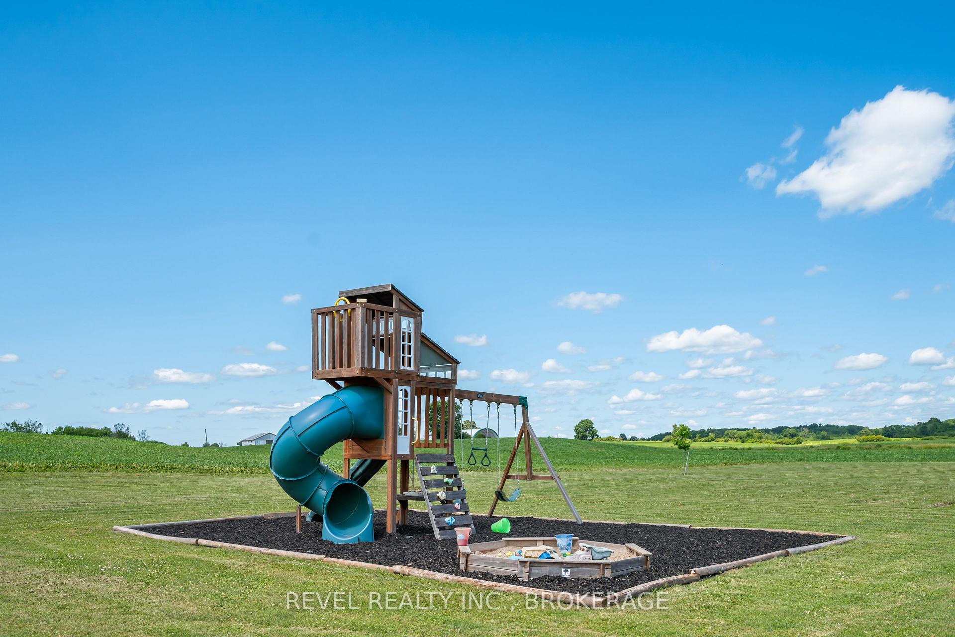 Photo 40 of 2962 4th Concession Road, Kingston, City North of 401 — HOMEH