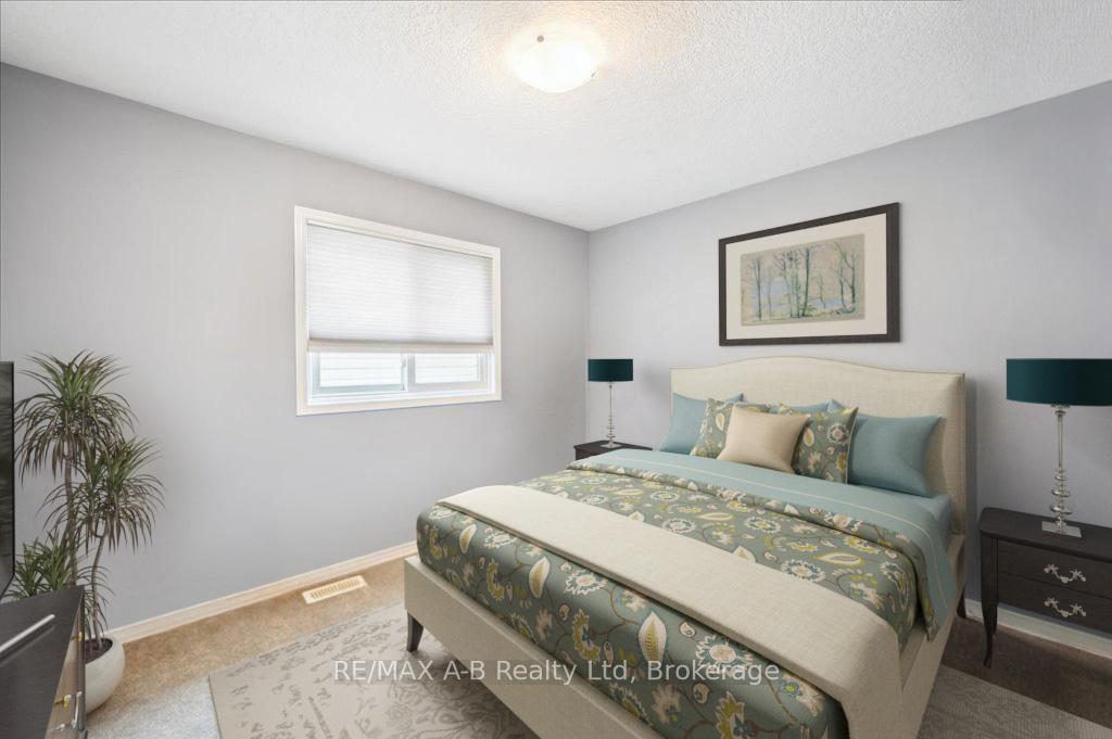 Photo 18 of 6 Tottenham Street, Kitchener — HOMEH