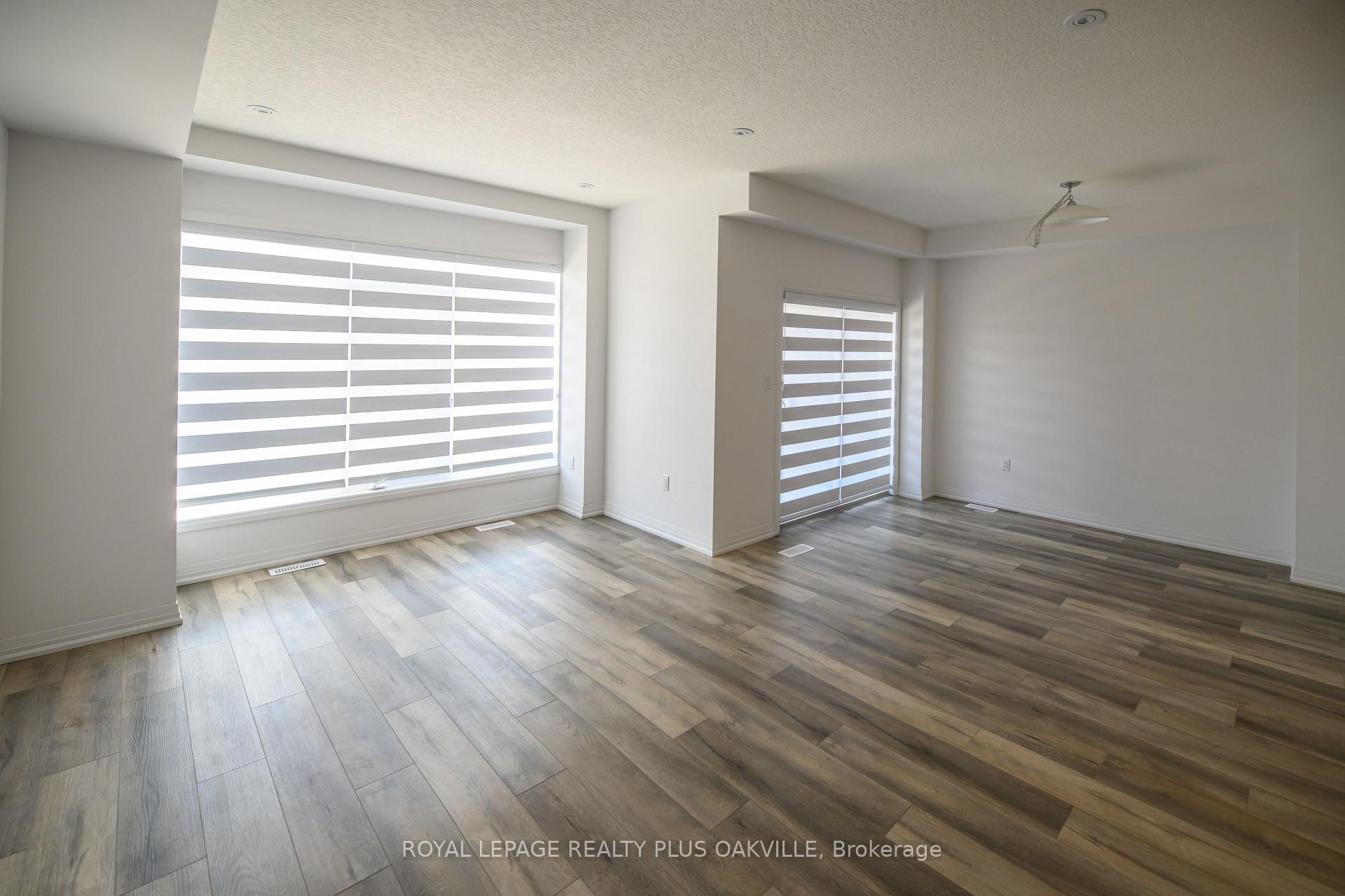 Photo 7 of Unit 116, 61 Soho Street, Hamilton, Stoney Creek — HOMEH