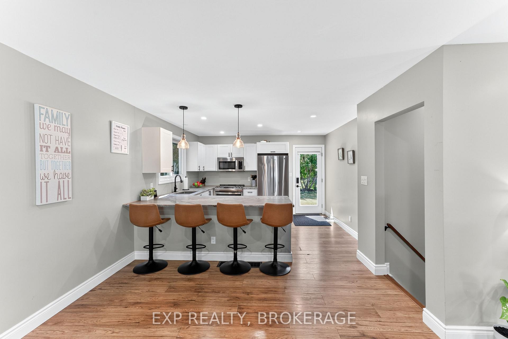 Photo 6 of 1284 Waverley Crescent, Kingston, South of Taylor-Kidd Blvd — HOMEH